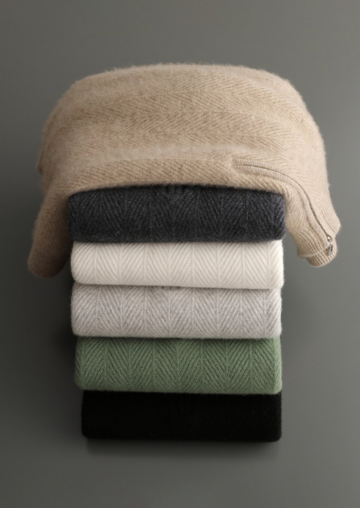 Pure Extra-Fine Merino Wool Herringbone Quarter Zip Sweater