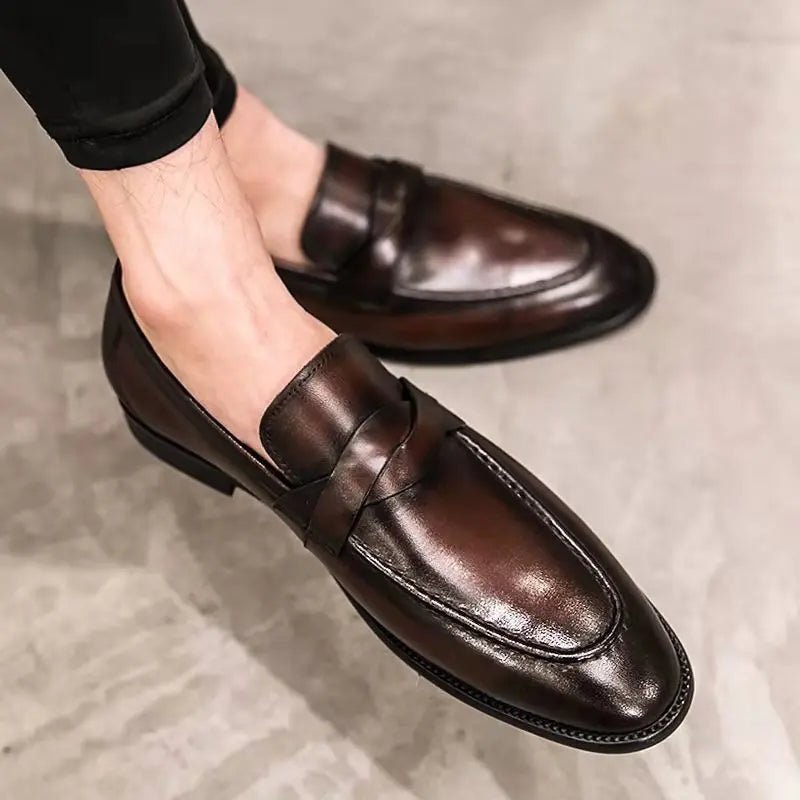 CASUAL LEATHER LOAFERS - LORMIER -