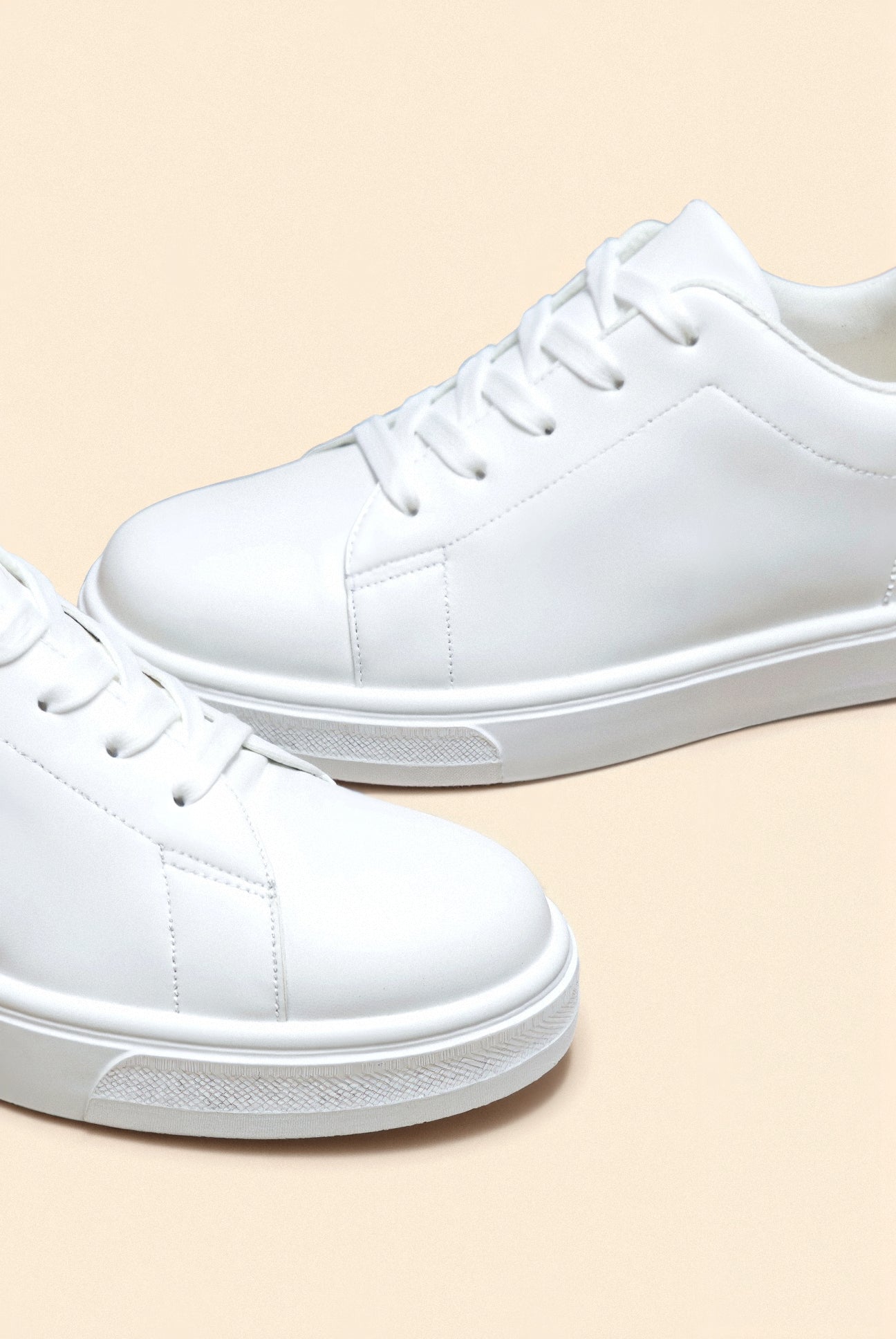 CLASSIC WHITE SNEAKER - LORMIER -