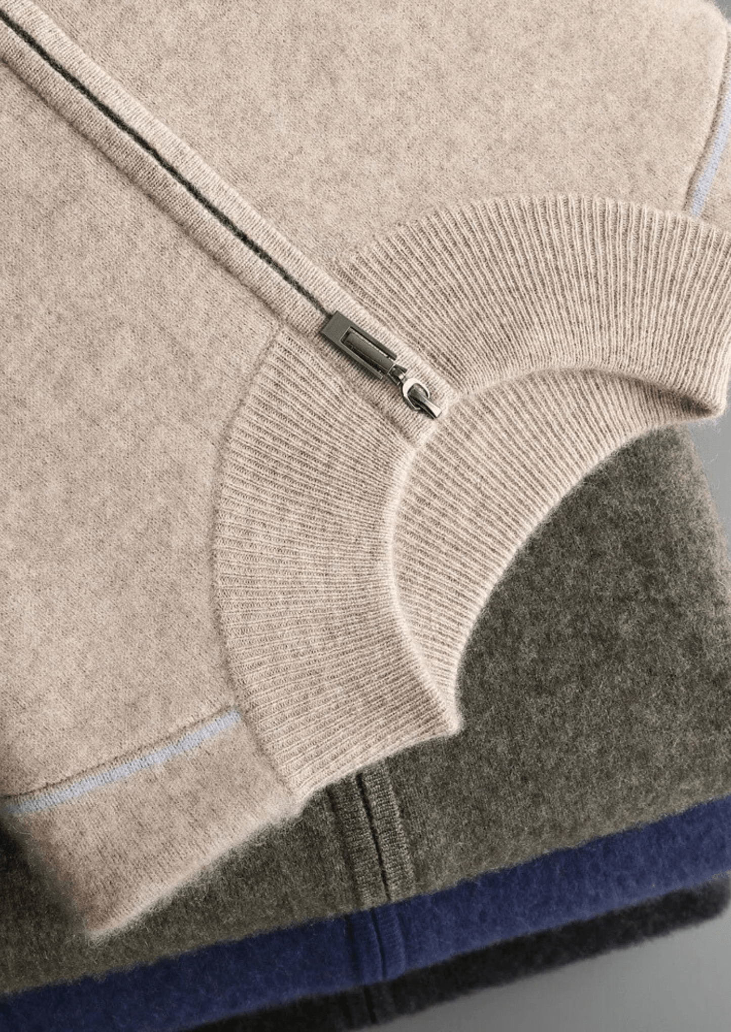 PREMIUM CASHMERE TWO TONE ZIP CARDIGAN - LORMIER -