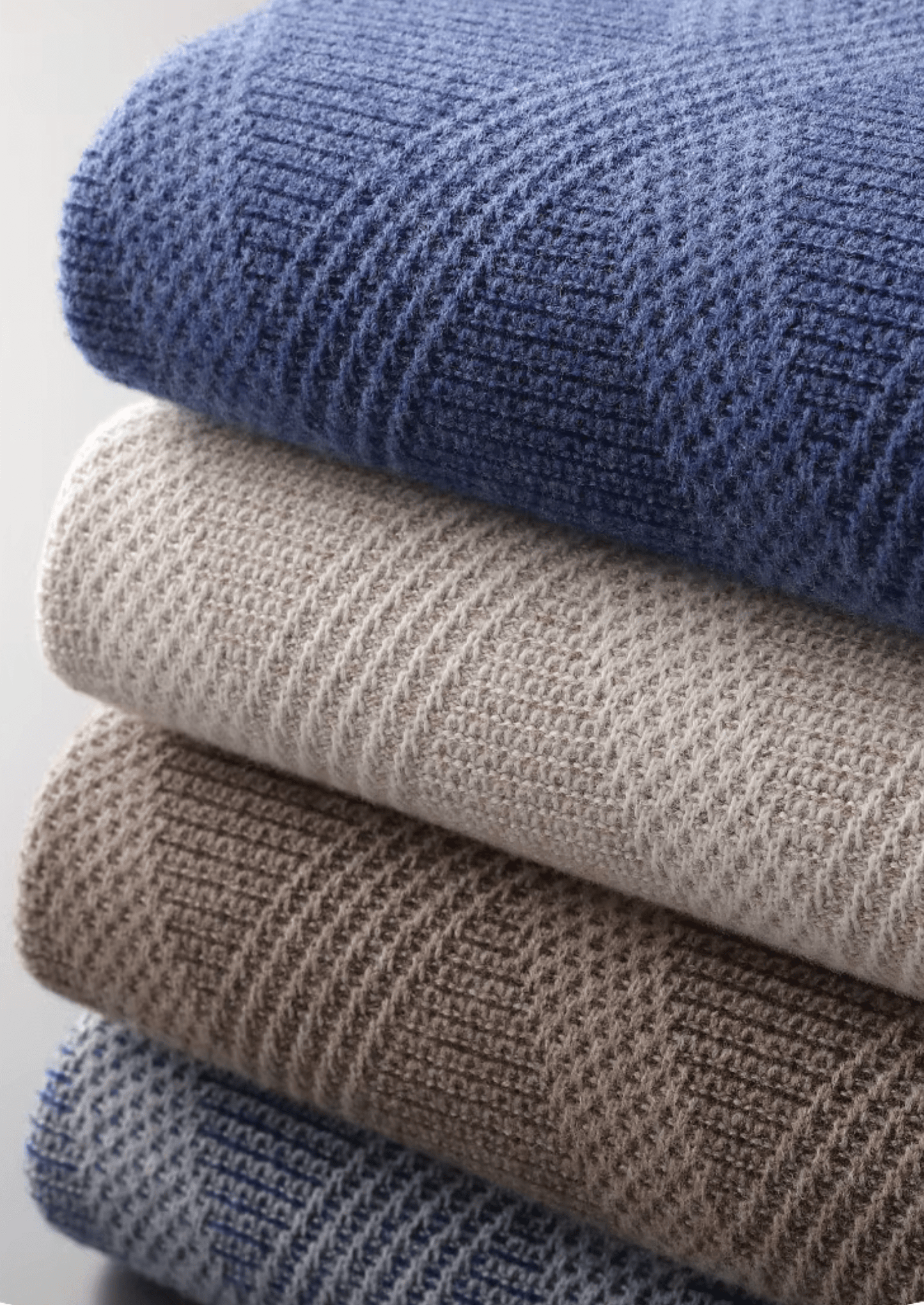 PURE EXTRA - FINE MERINO WOOL TWO TONE PATTERNED MOCKNECK - LORMIER -