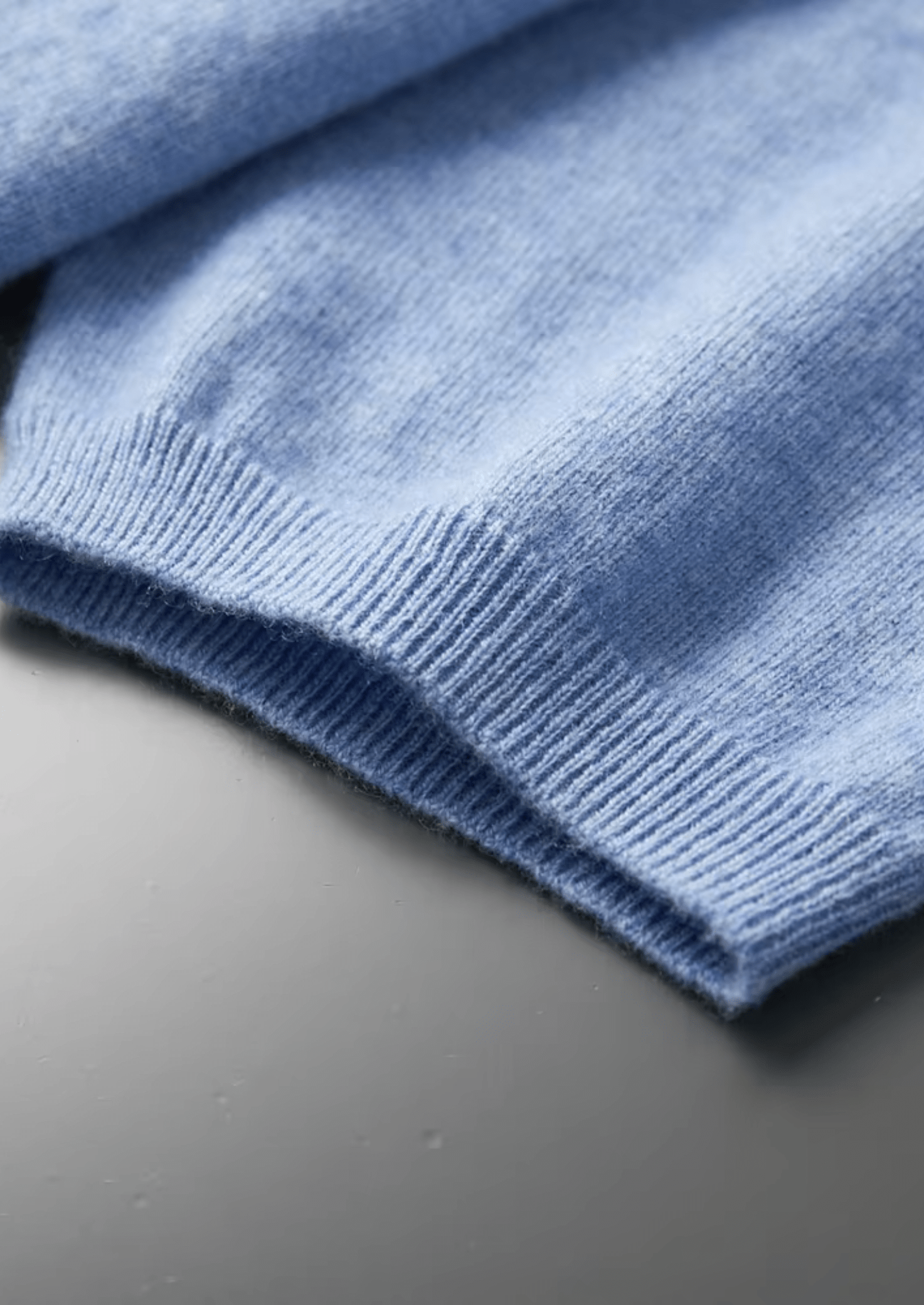 100% CASHMERE CLASSIC CREWNECK T - SHIRT - LORMIER - 