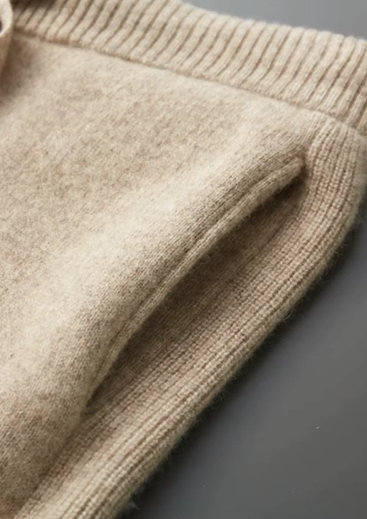 CASHMERE LEISURE SET – ZIPPED HOODIE & PANTS