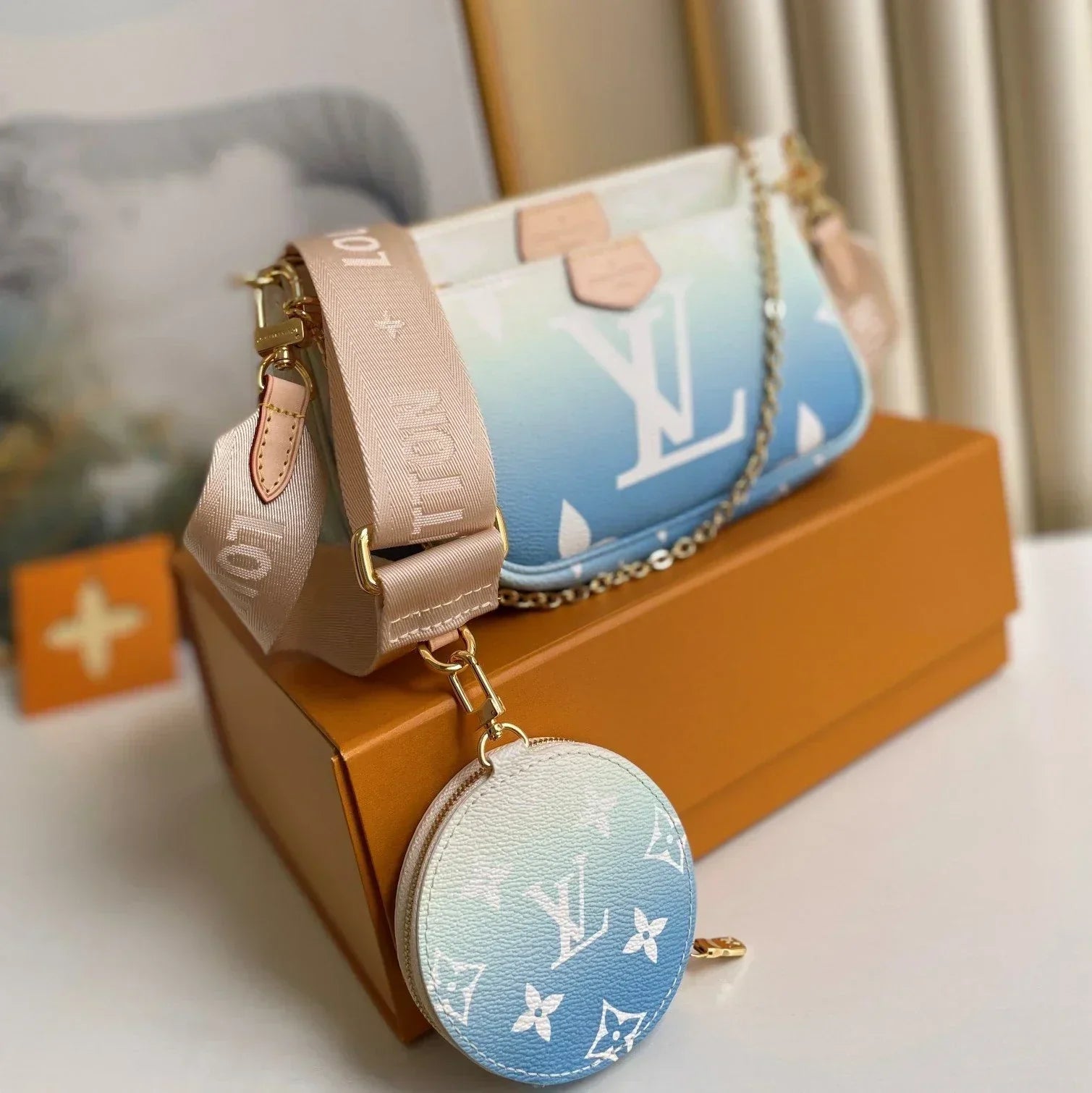 Selected Variant Image