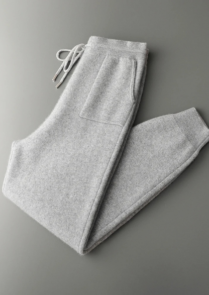 PURE CASHMERE KNIT HOODIE & DRAWSTRING JOGGER LEISURE SET