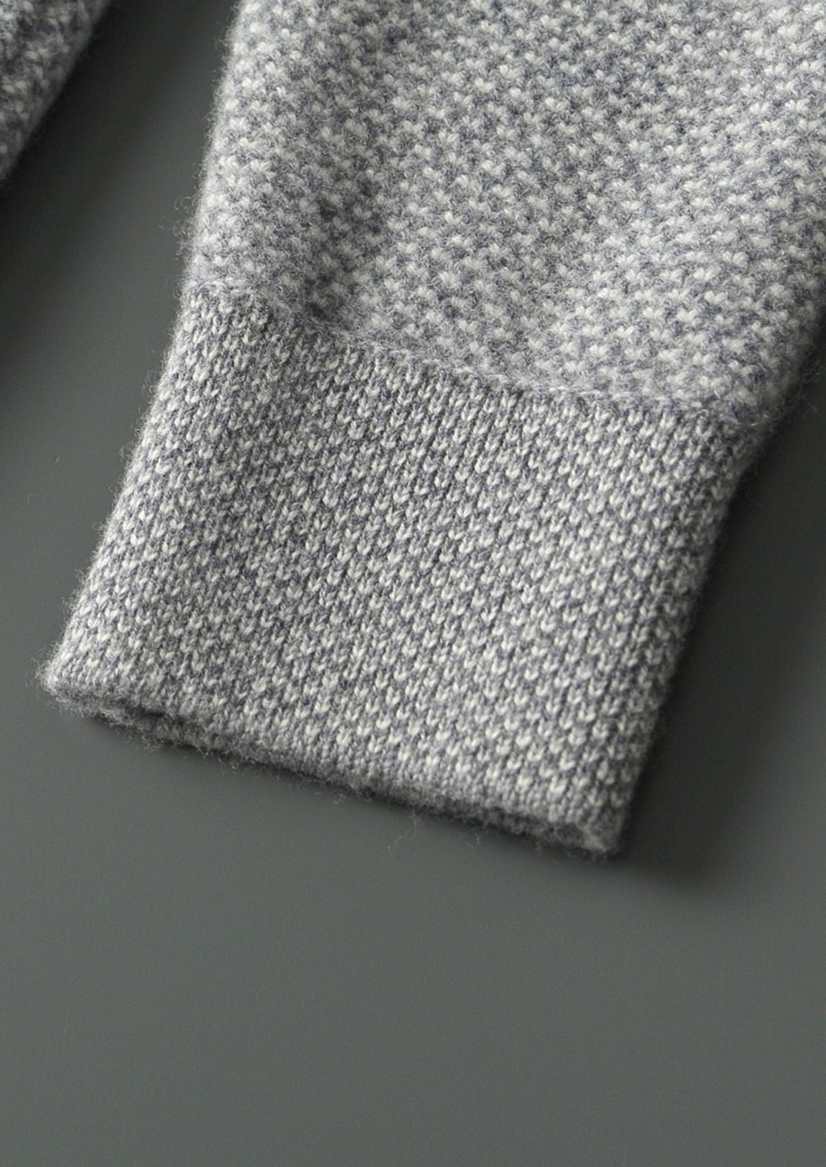 Pure Extra-Fine Merino Wool Light Gray Jaquard Set