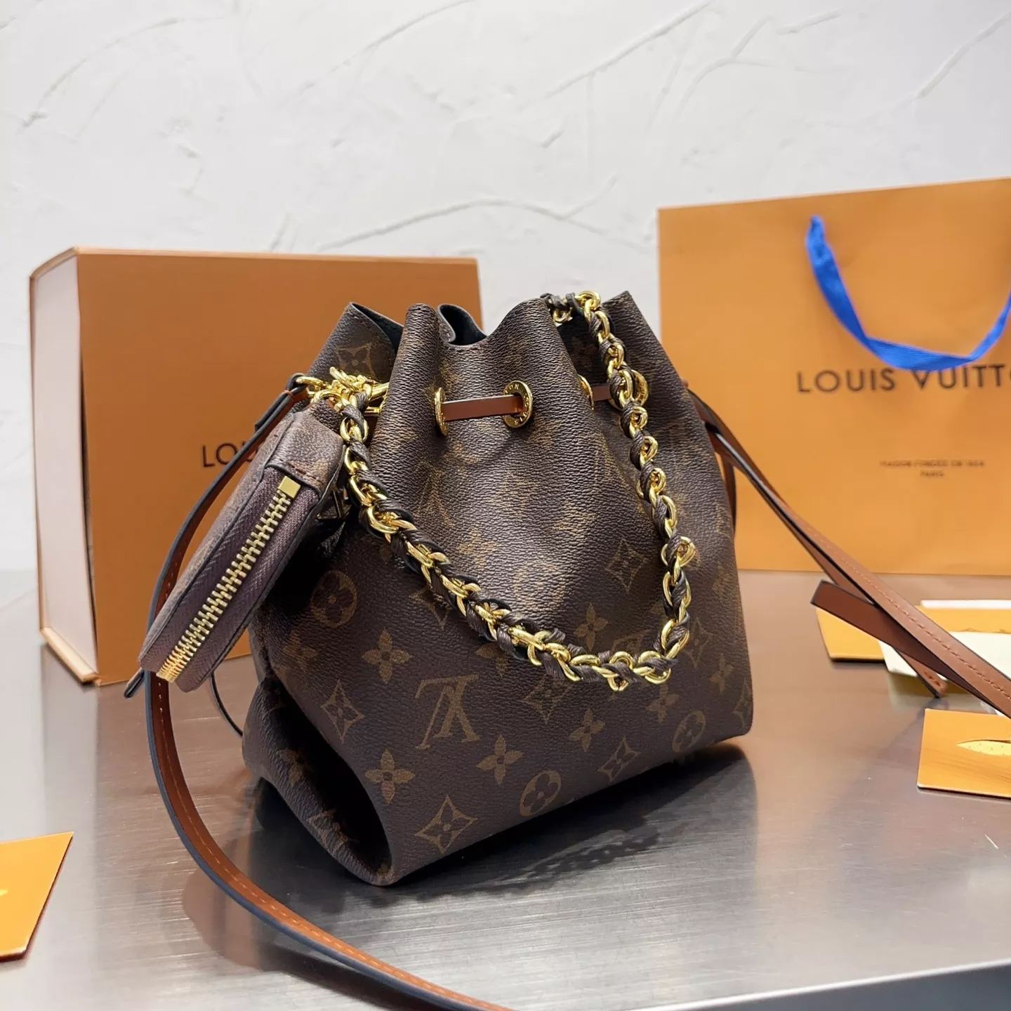 Selected Variant Image