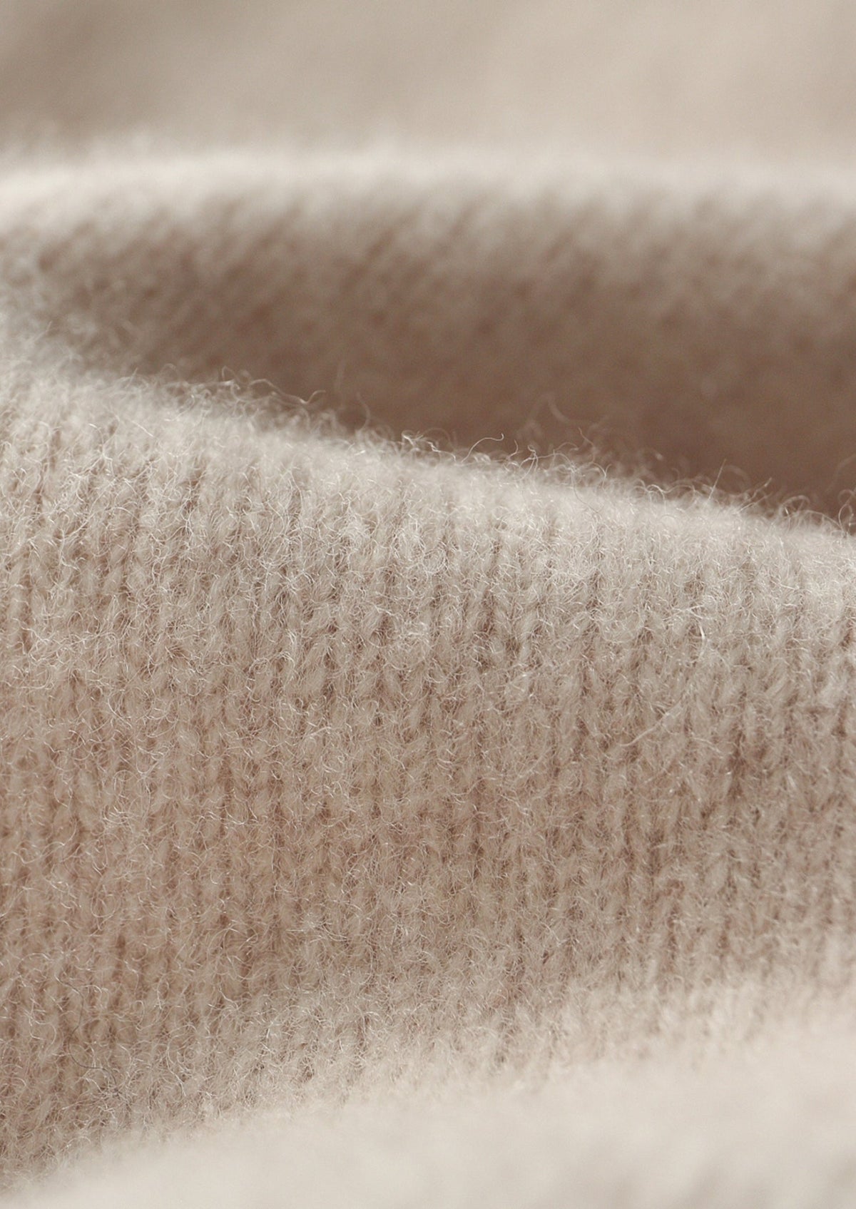 Pure Extra-Fine Merino Wool Button Hoodie