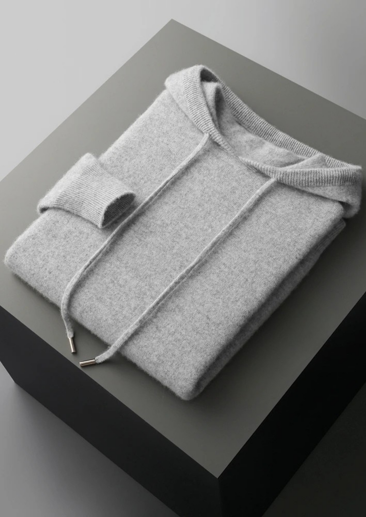 PURE CASHMERE KNIT HOODIE & DRAWSTRING JOGGER LEISURE SET