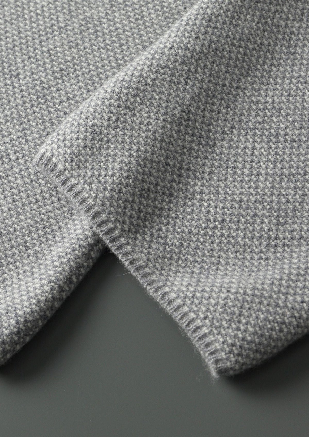 Pure Extra-Fine Merino Wool Light Gray Jaquard Set