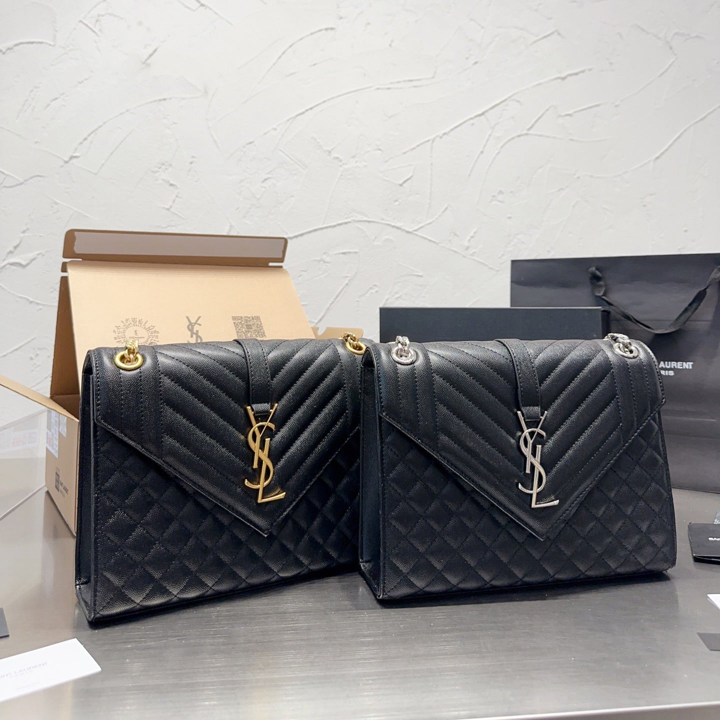 Selected Variant Image