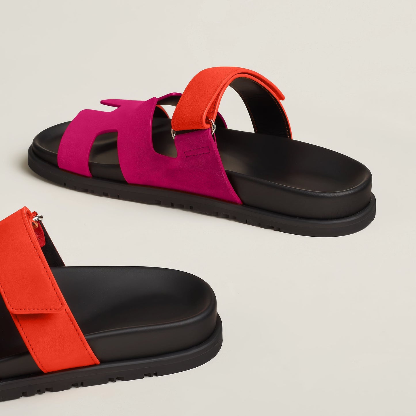 THE "RIVIERA" CUTOUT LEATHER SLIDES