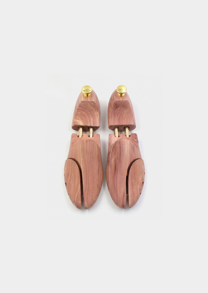 CEDAR SHOE TREES