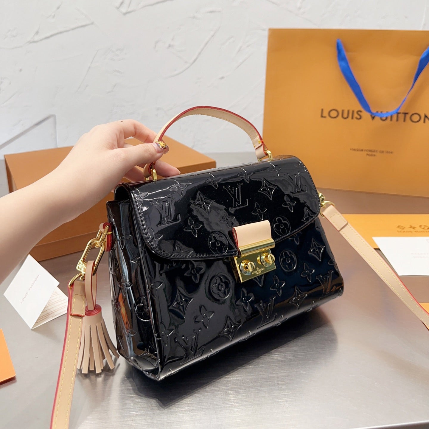 Selected Variant Image