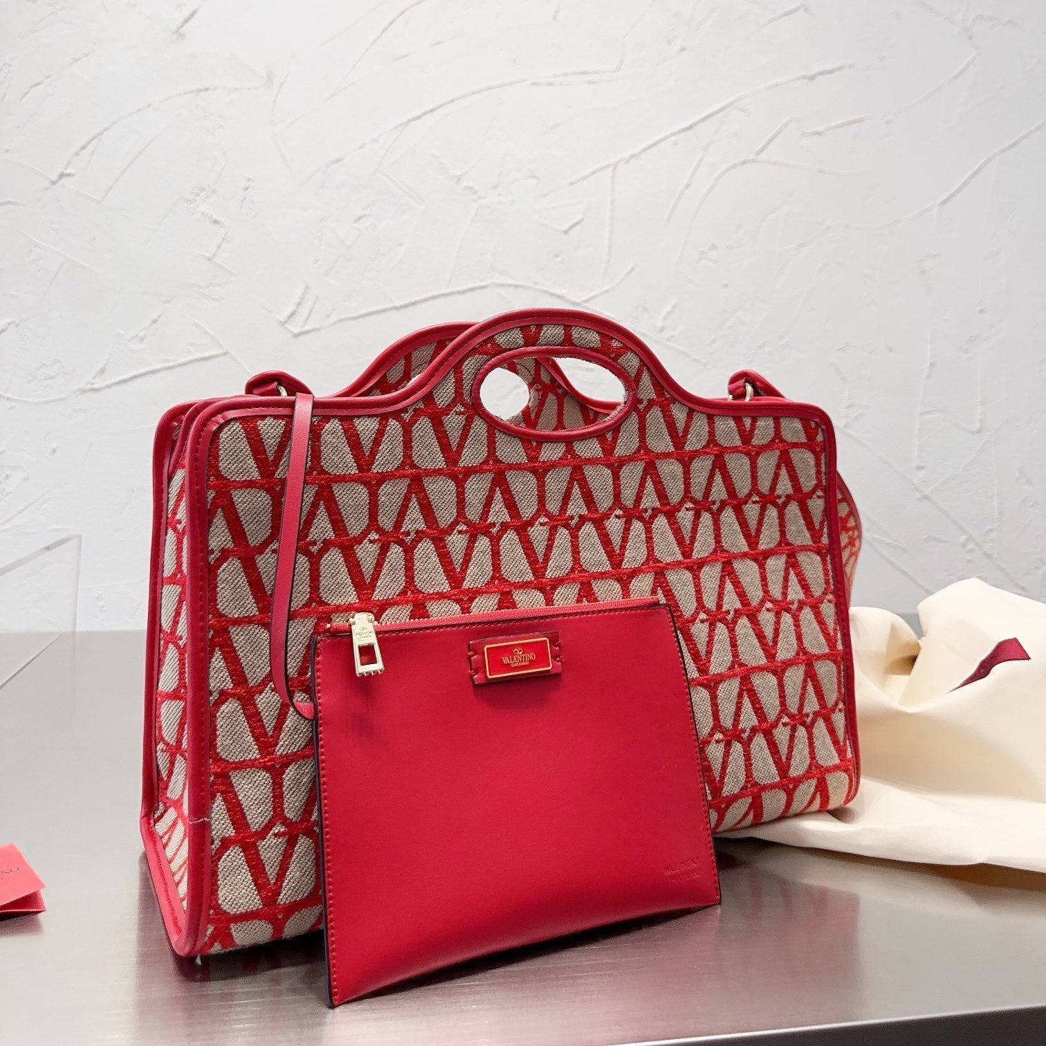 Selected Variant Image