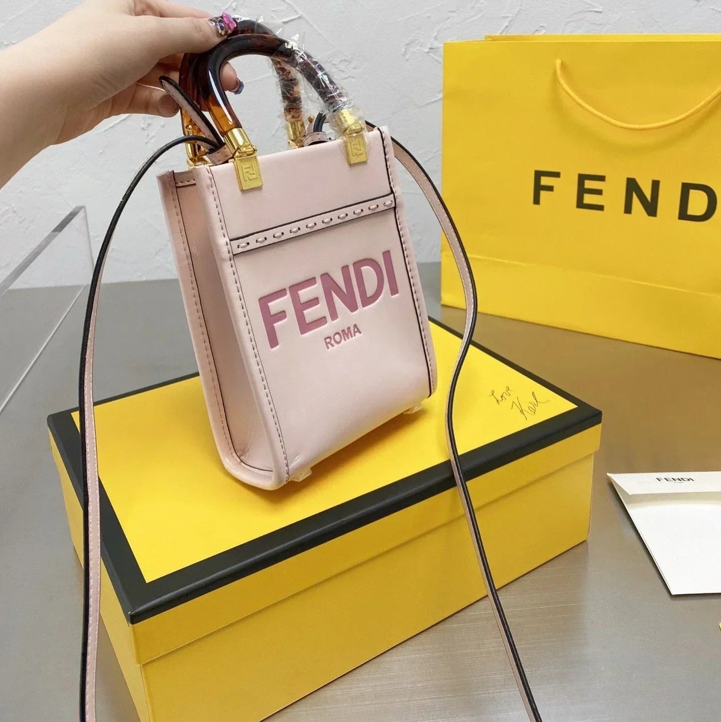 Selected Variant Image