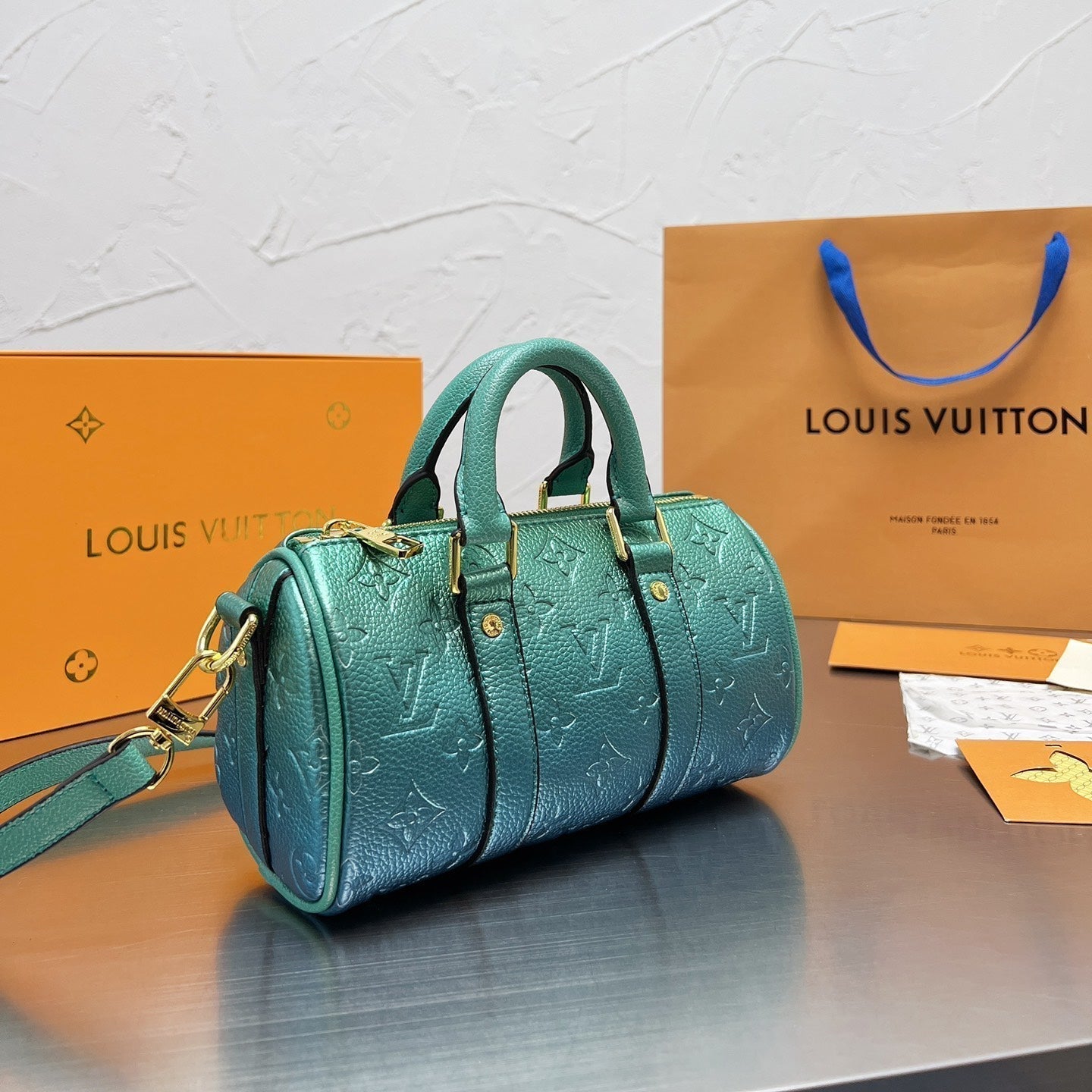 Selected Variant Image