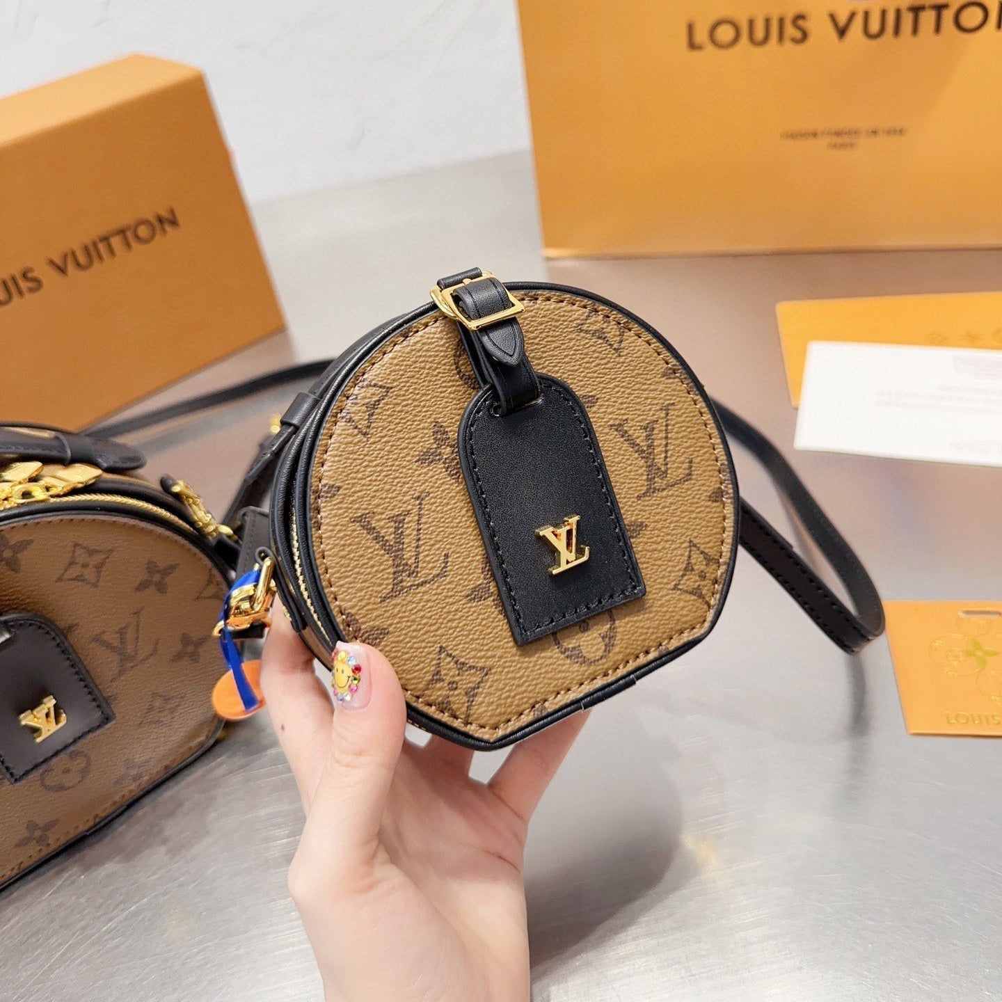 Selected Variant Image