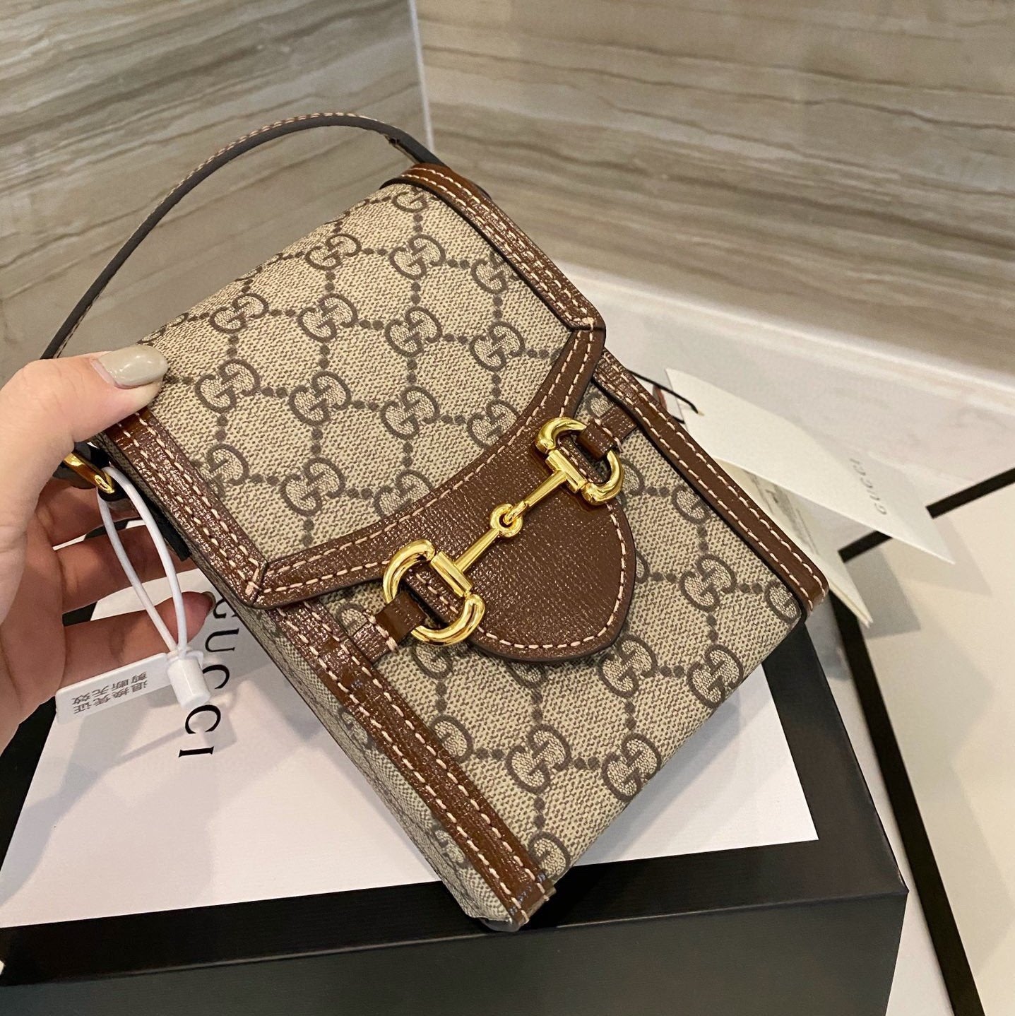 Selected Variant Image