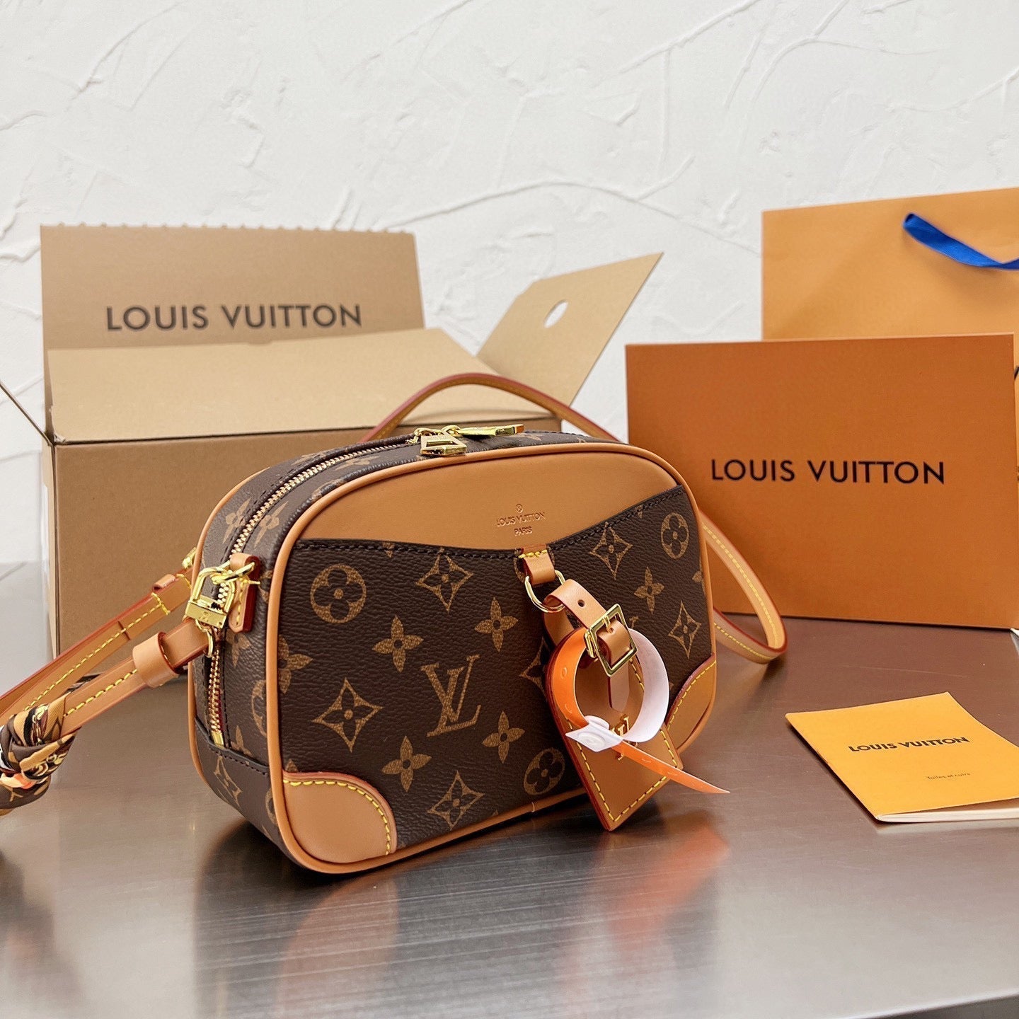 Selected Variant Image