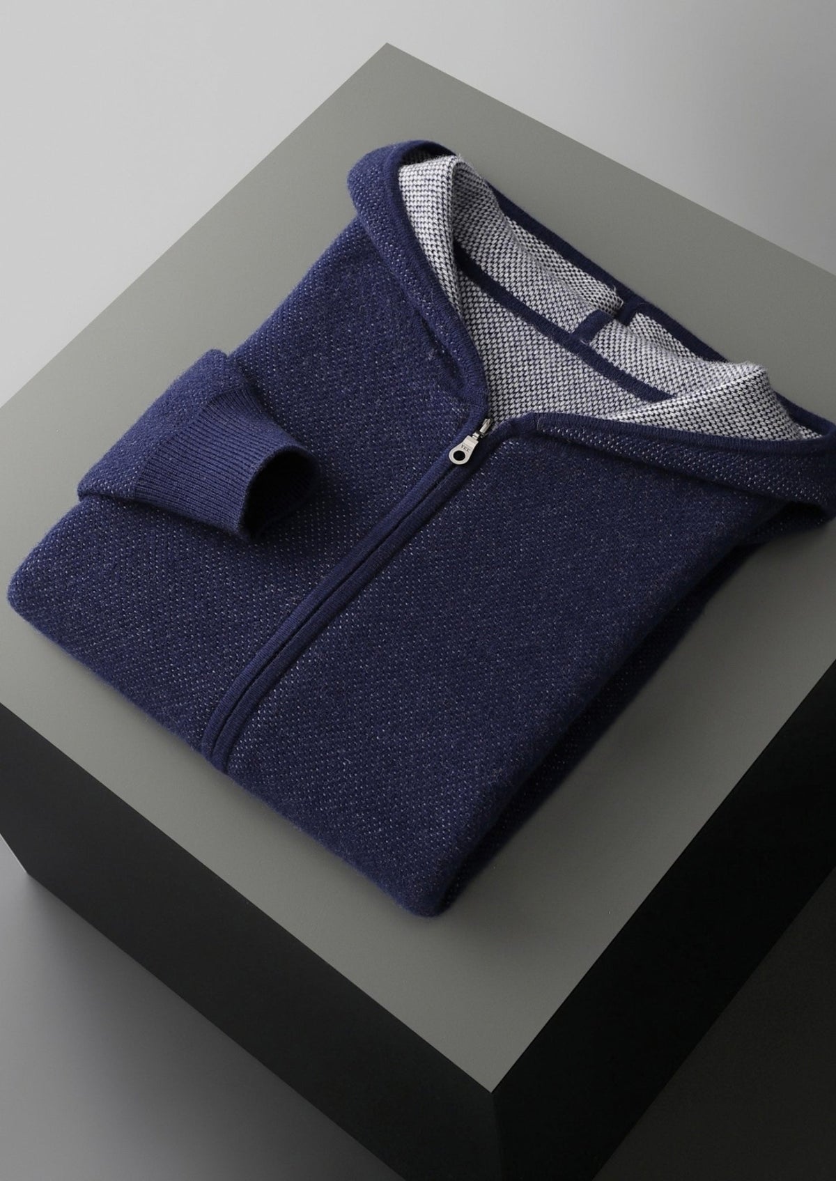 Pure Extra-Fine Merino Wool Jacquard Zip Hoodie