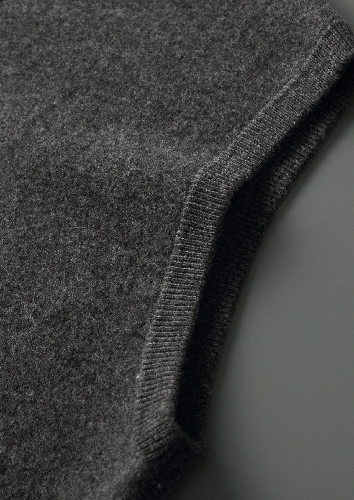 Pure Extra-Fine Merino Wool Zipper Vest