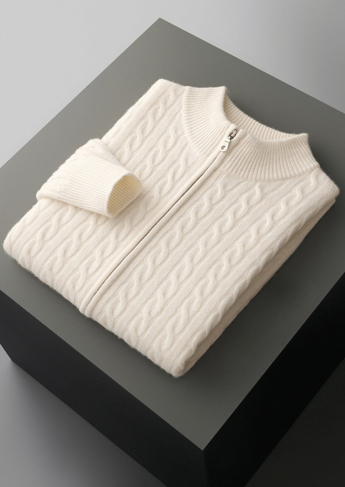 Pure Extra-Fine Merino Wool Cable Knit Zip Cardigan