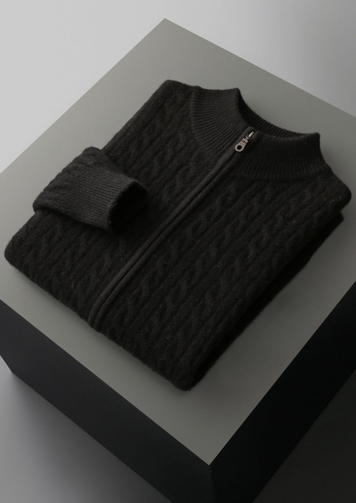 Pure Extra-Fine Merino Wool Cable Knit Zip Cardigan