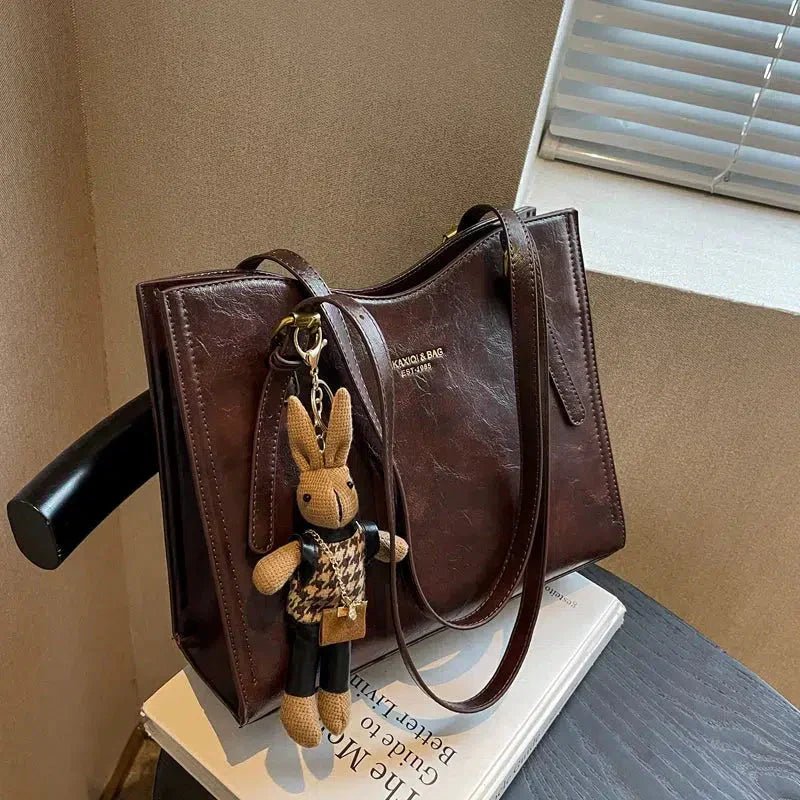 BUNNY - VINTAGE VEGAN LEATHER SHOULDER BAG - LORMIER - 