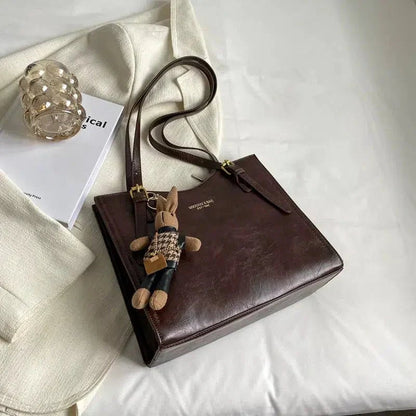 BUNNY - VINTAGE VEGAN LEATHER SHOULDER BAG - LORMIER - 