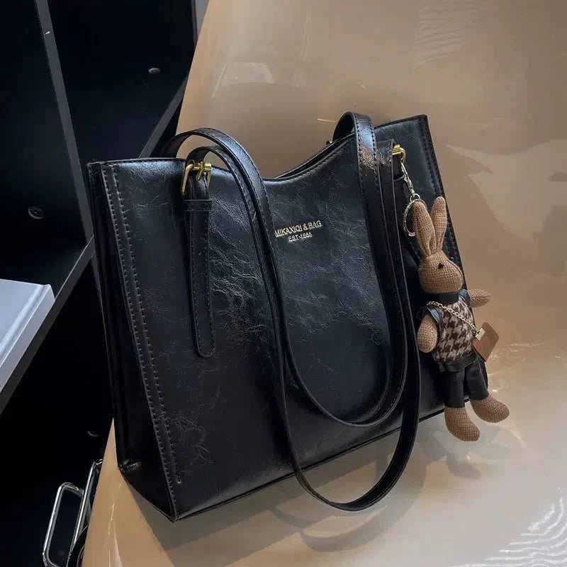 BUNNY - VINTAGE VEGAN LEATHER SHOULDER BAG - LORMIER - 