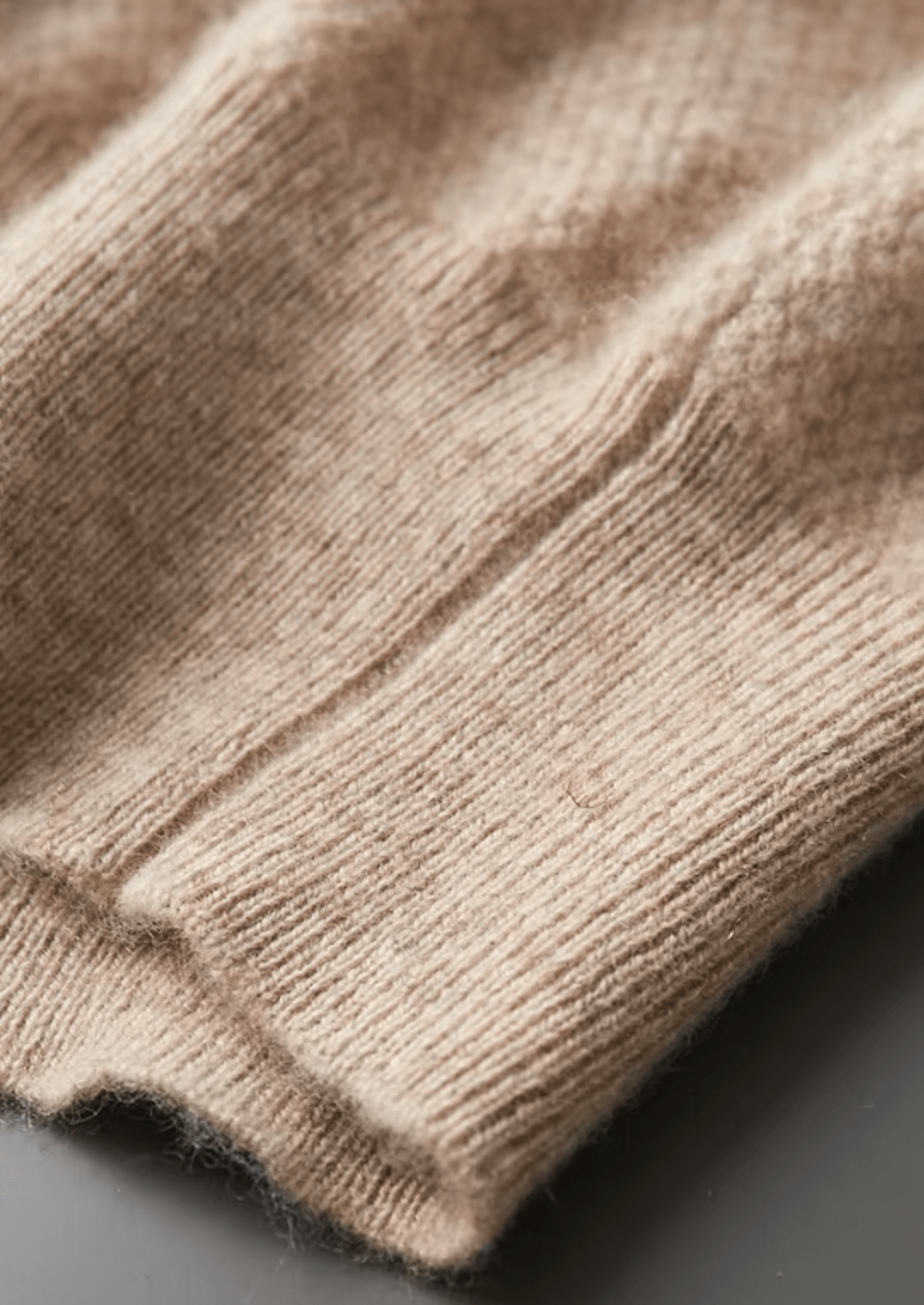 PREMIUM CASHMERE CLASSIC HENLEY SWEATER - LORMIER - 