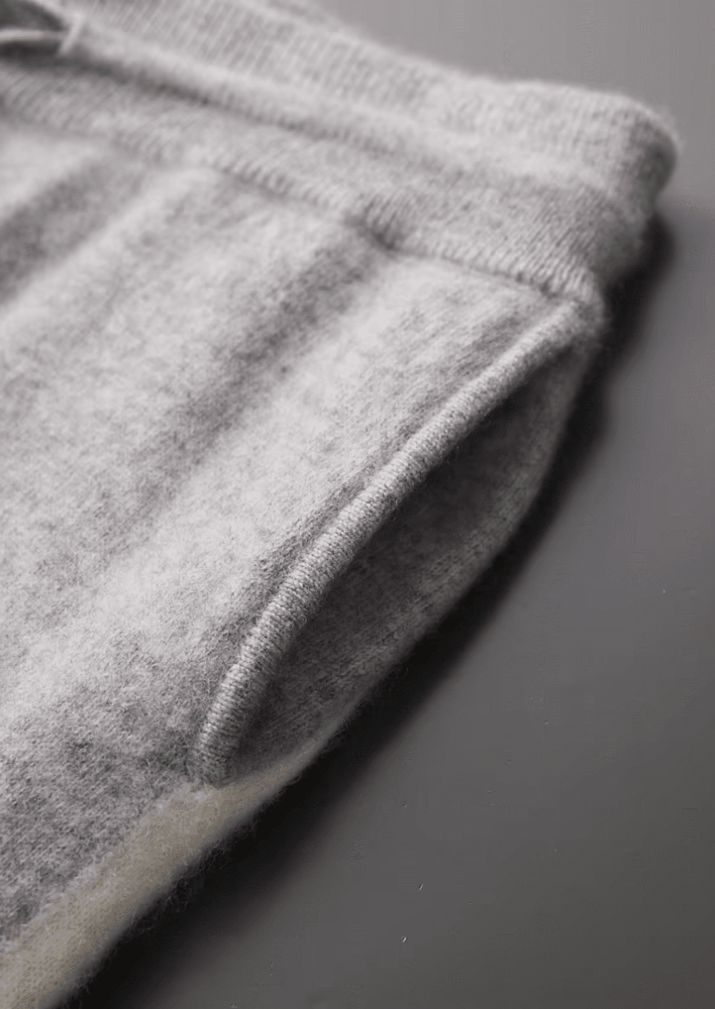 PREMIUM CASHMERE LEISURE SET - LORMIER - 