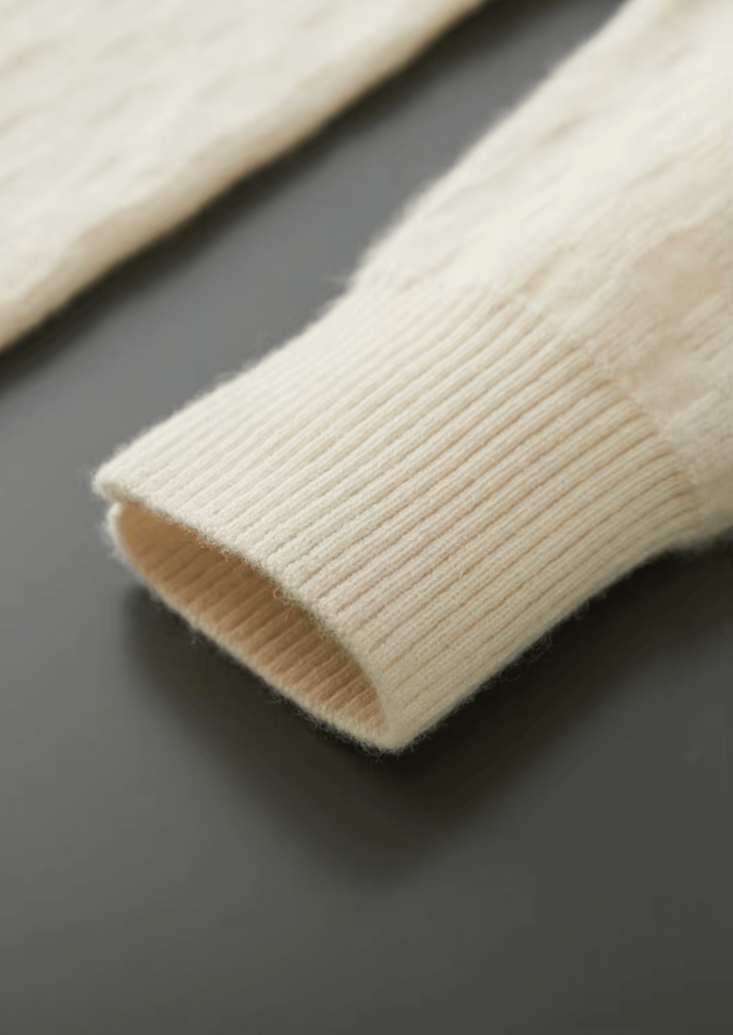 PREMIUM CASHMERE TEXTURED CREWNECK - LORMIER - 