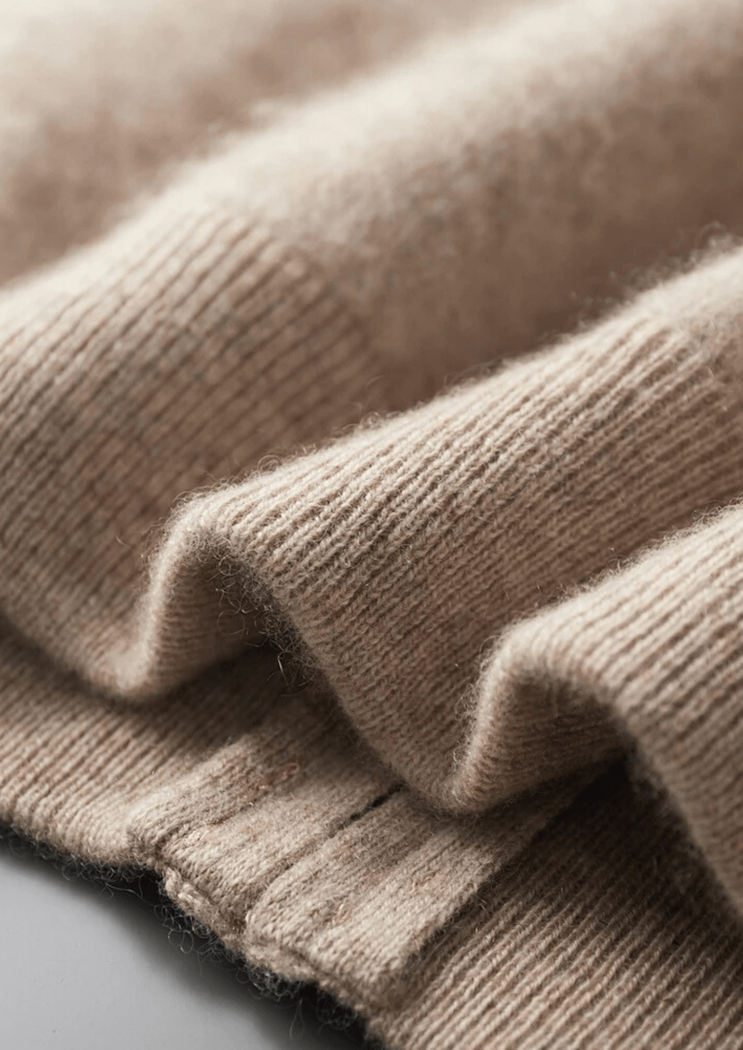 PREMIUM CASHMERE TWO TONE ZIP CARDIGAN - LORMIER - 