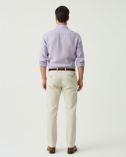 Sophisticated purple fine linen leisure shirt for men, showcasing a classy short-sleeve silhouette.