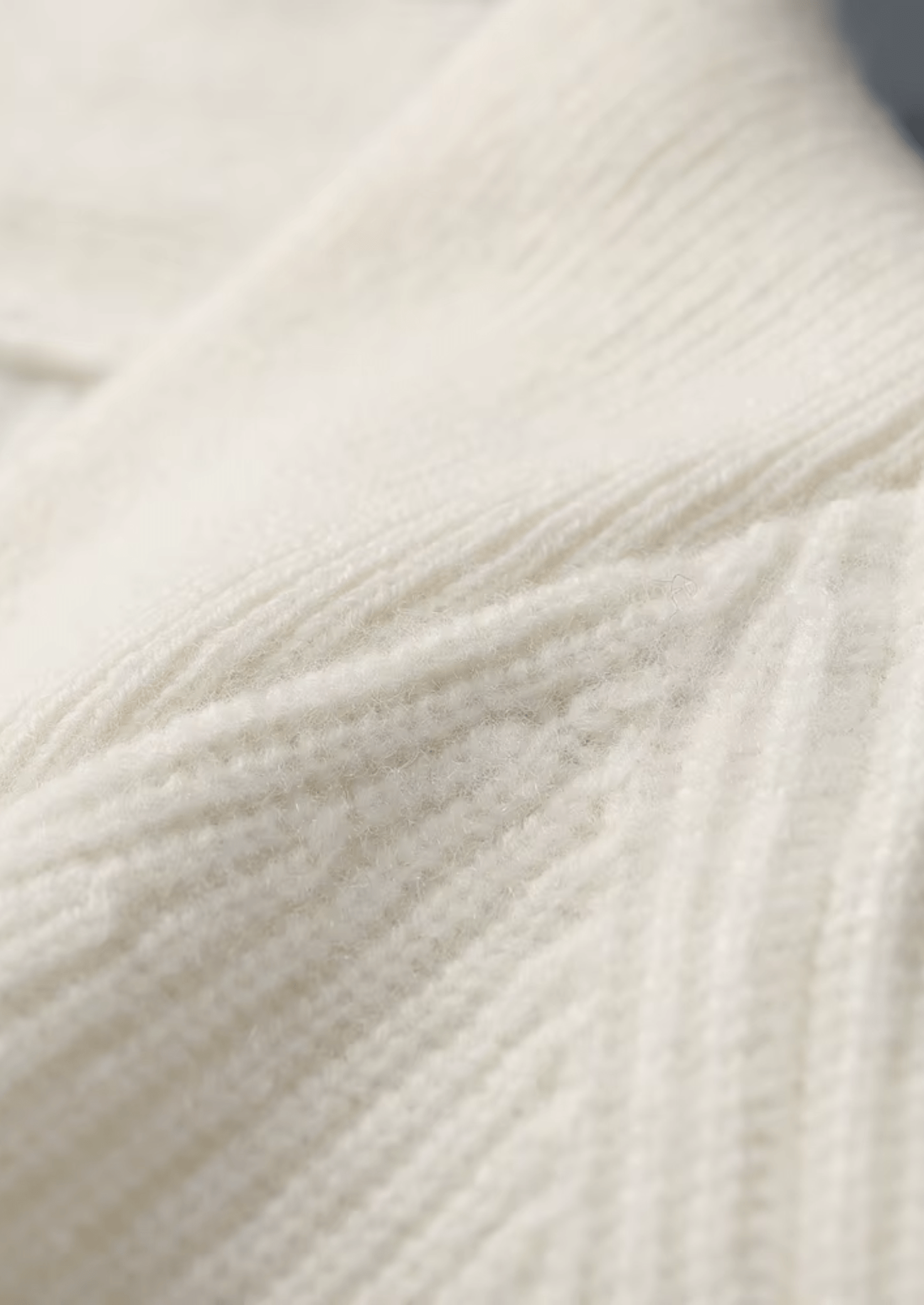 PURE CASHMERE RIBBED V - NECK SWEATER - LORMIER - 