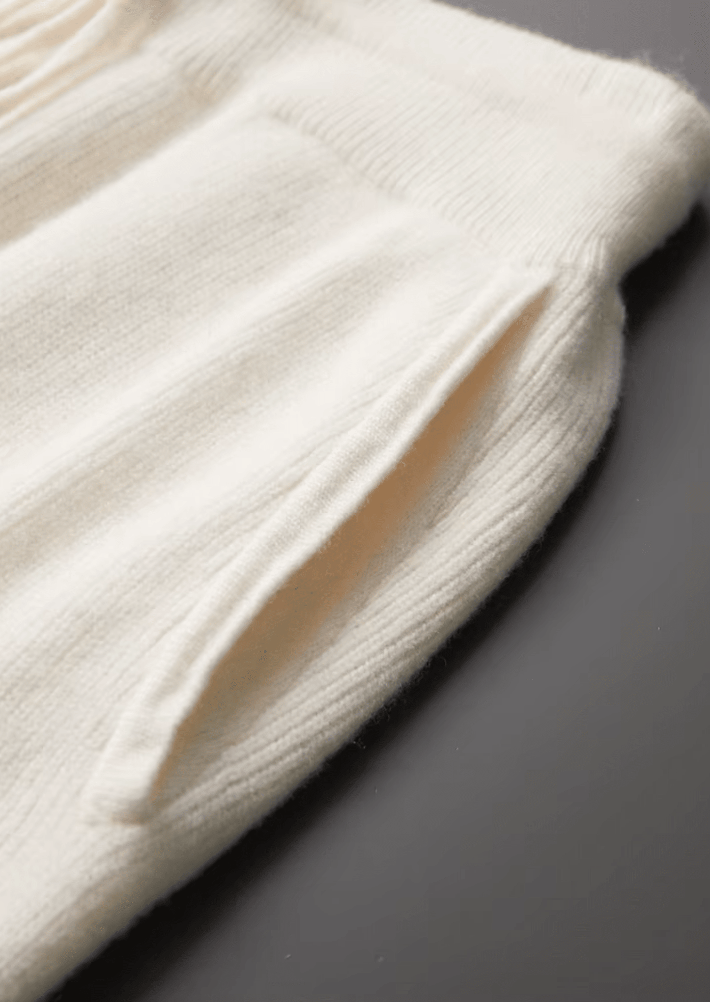 PURE EXTRA - FINE MERINO WOOL ALESSIO SET - LORMIER - 