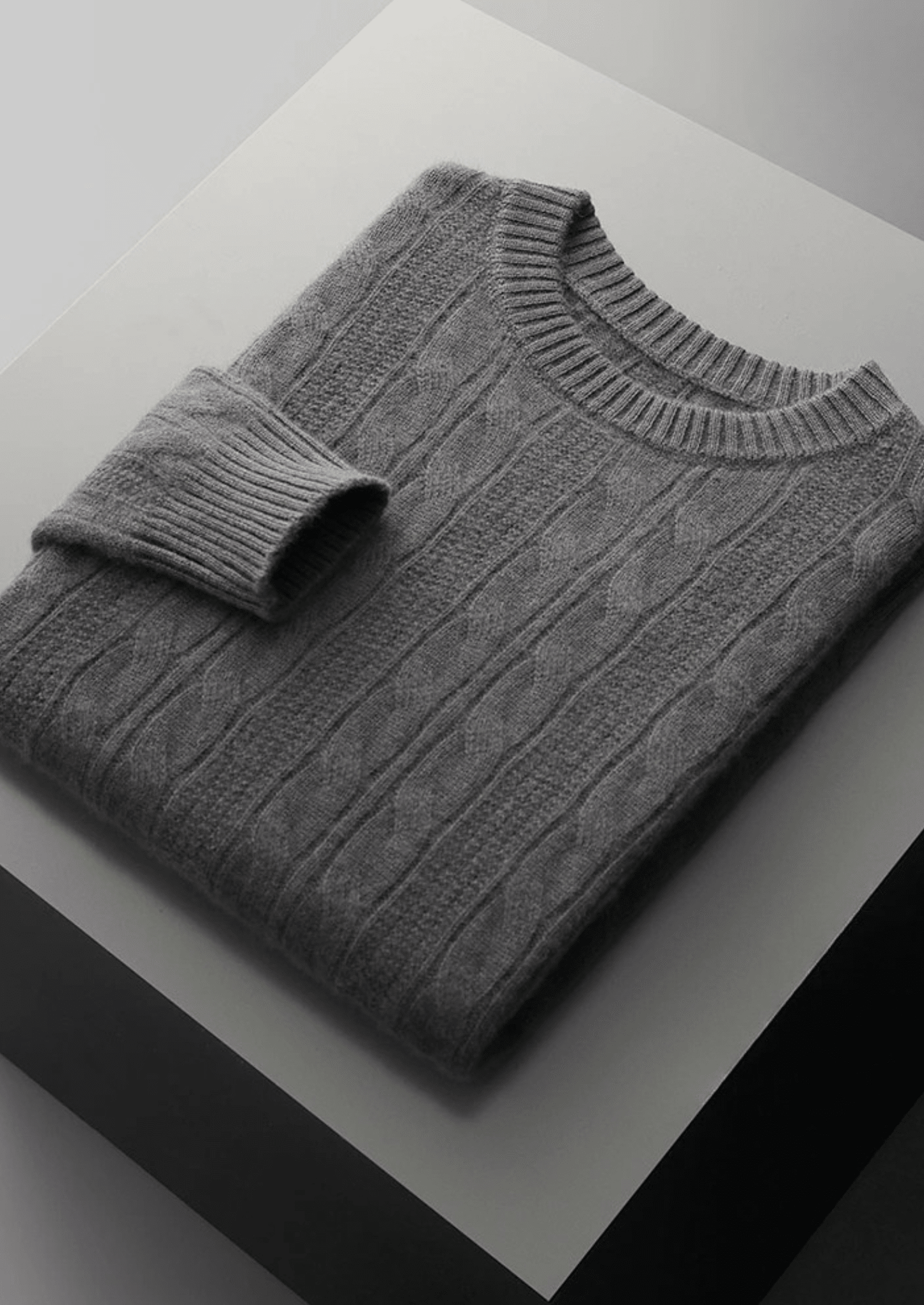 PURE EXTRA - FINE MERINO WOOL CABLE CREWNECK - LORMIER - 