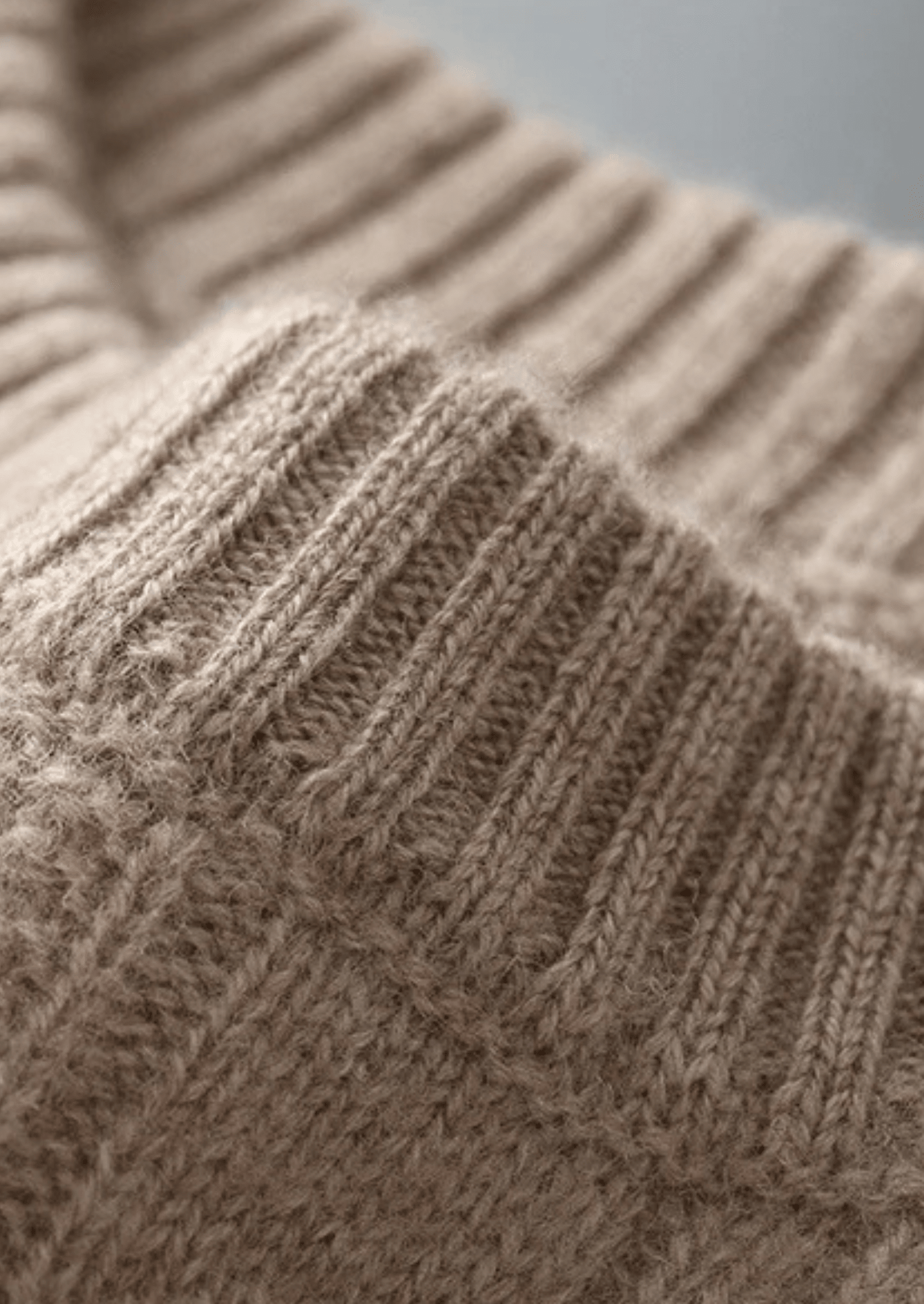 PURE EXTRA - FINE MERINO WOOL CABLE CREWNECK - LORMIER - 