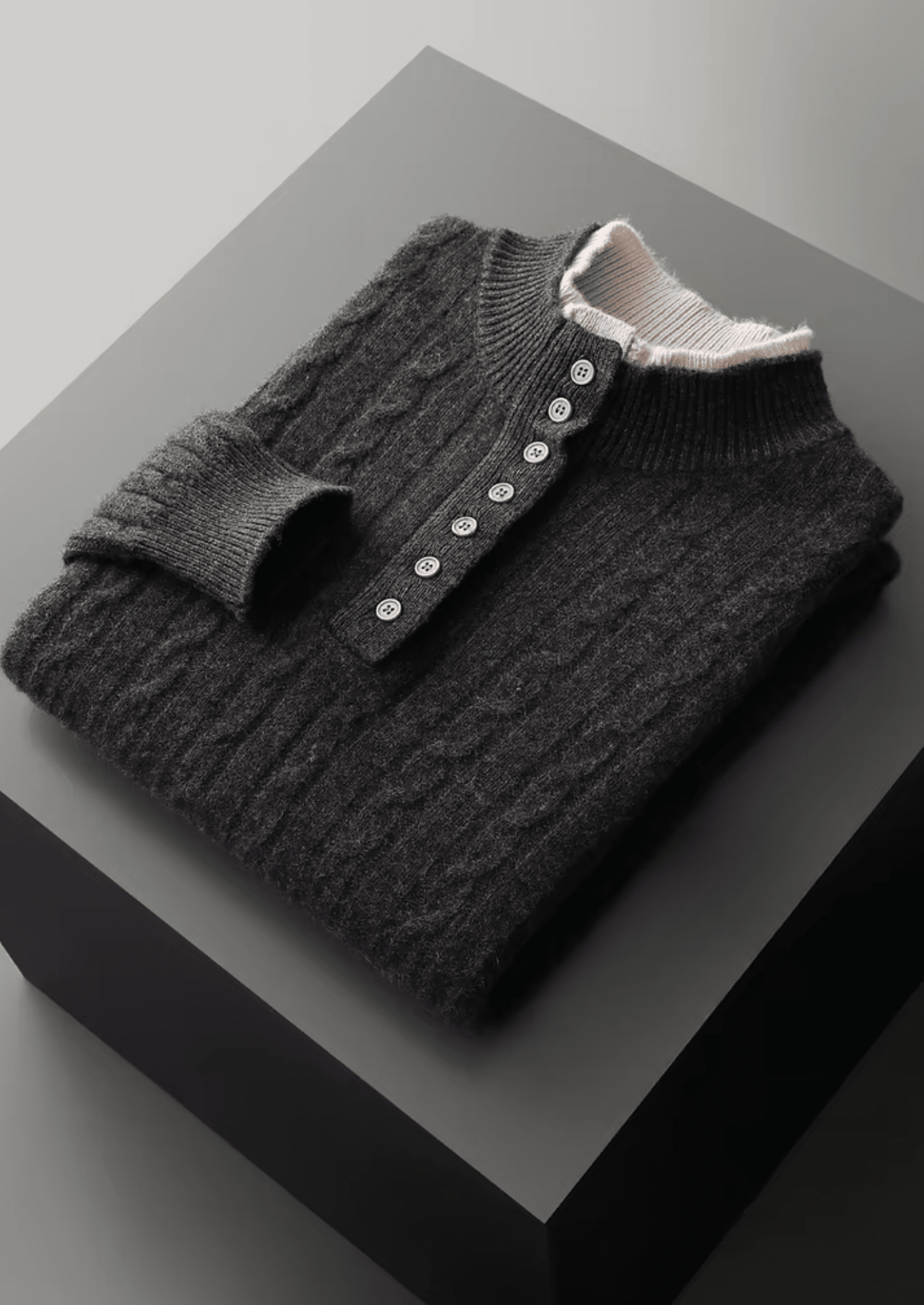 PURE EXTRA - FINE MERINO WOOL CABLE KNIT HENLEY SWEATER - LORMIER - 