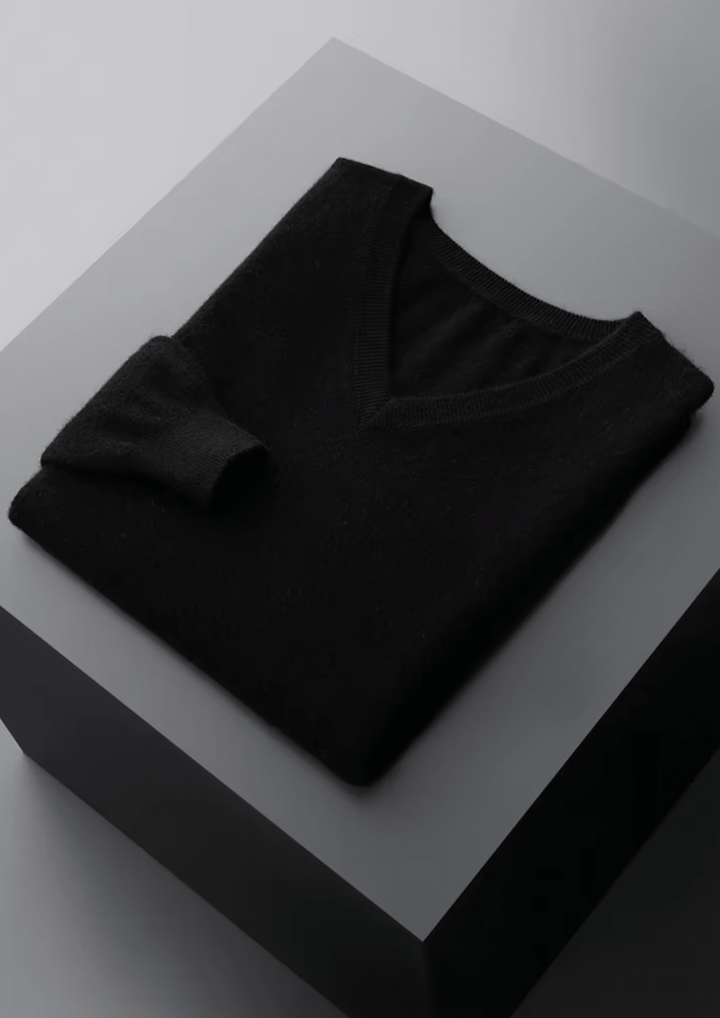 PURE EXTRA - FINE MERINO WOOL CLASSIC V - NECK SWEATER - LORMIER - 