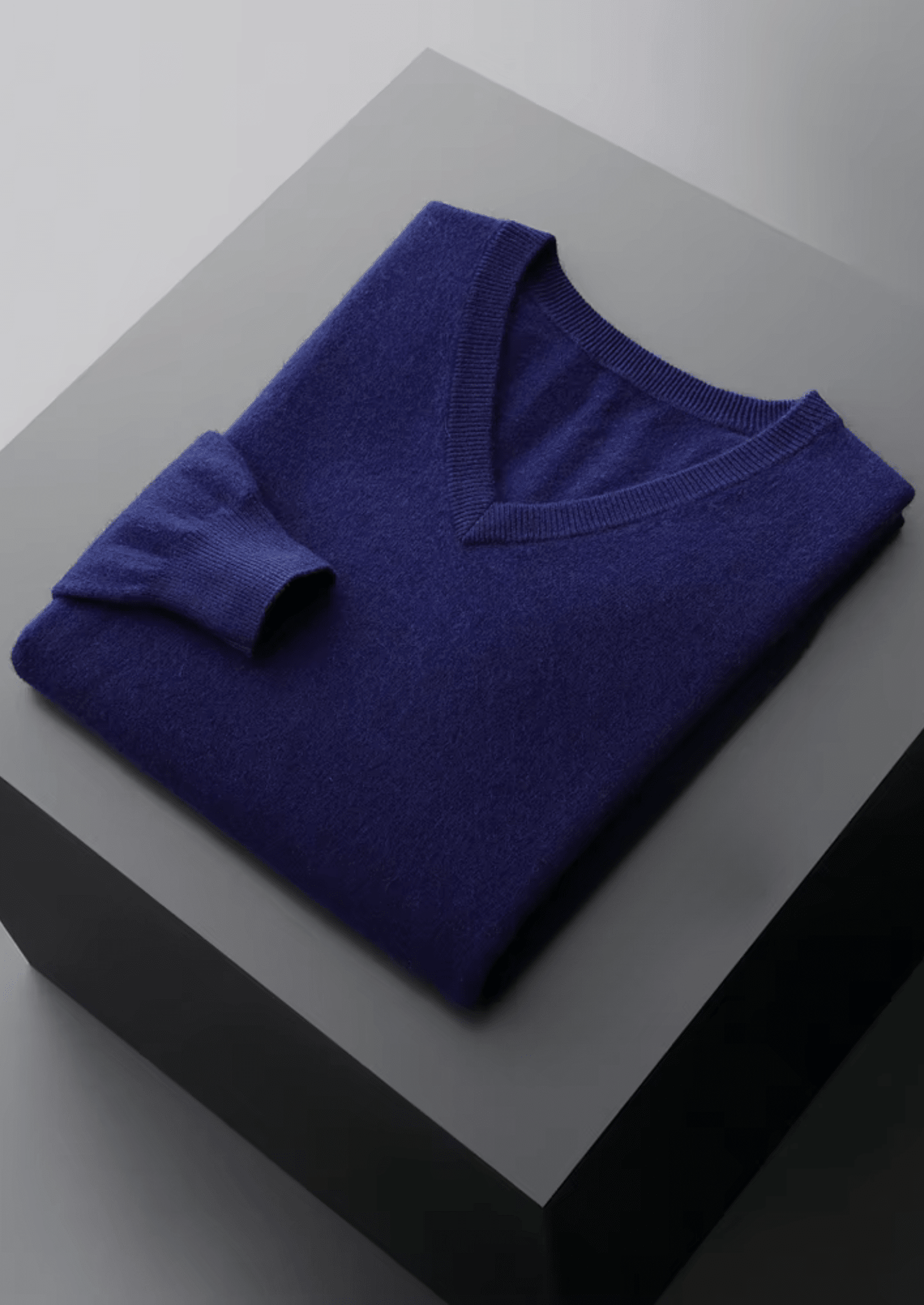 PURE EXTRA - FINE MERINO WOOL CLASSIC V - NECK SWEATER - LORMIER - 