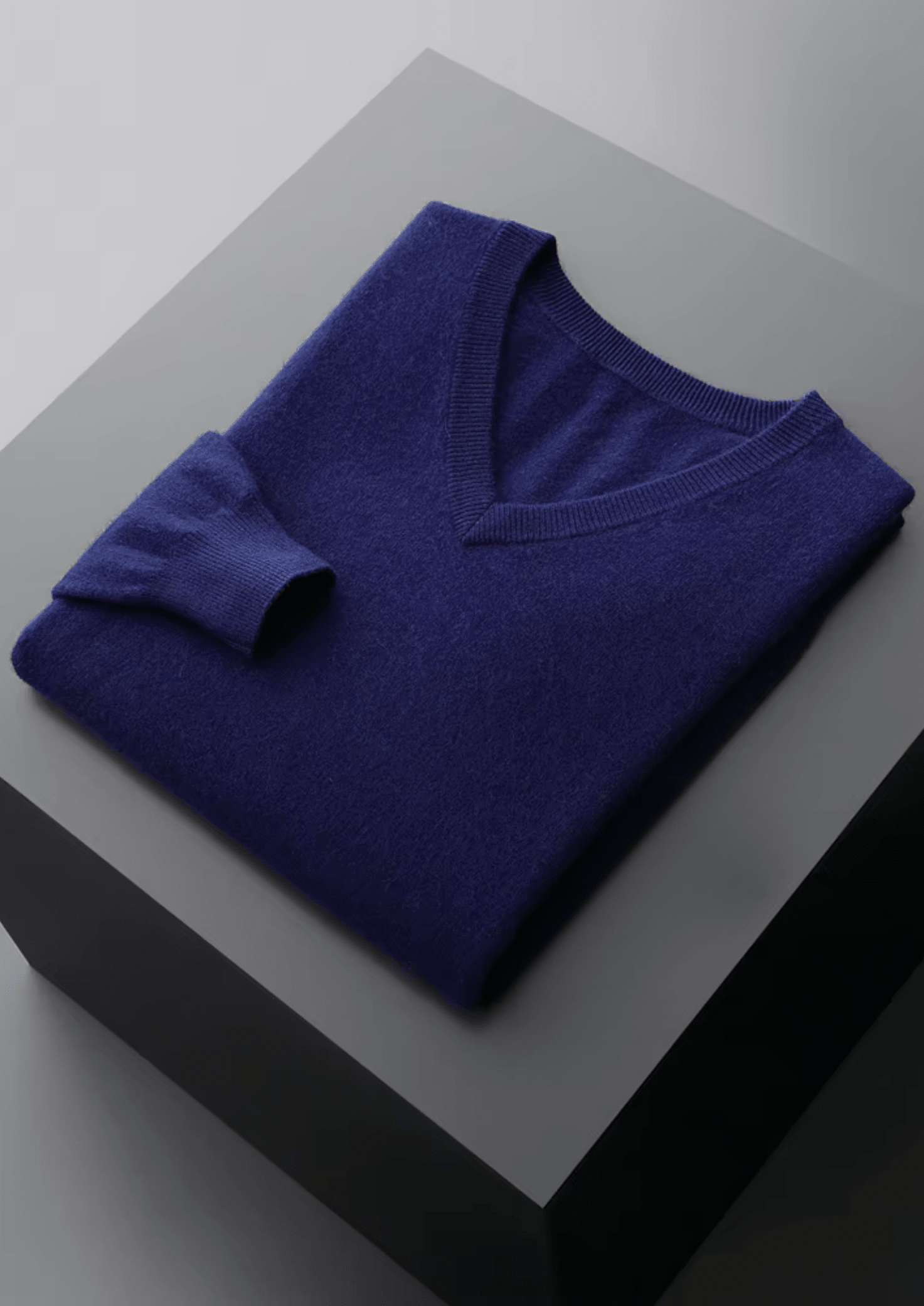 PURE EXTRA - FINE MERINO WOOL CLASSIC V - NECK SWEATER - LORMIER - 