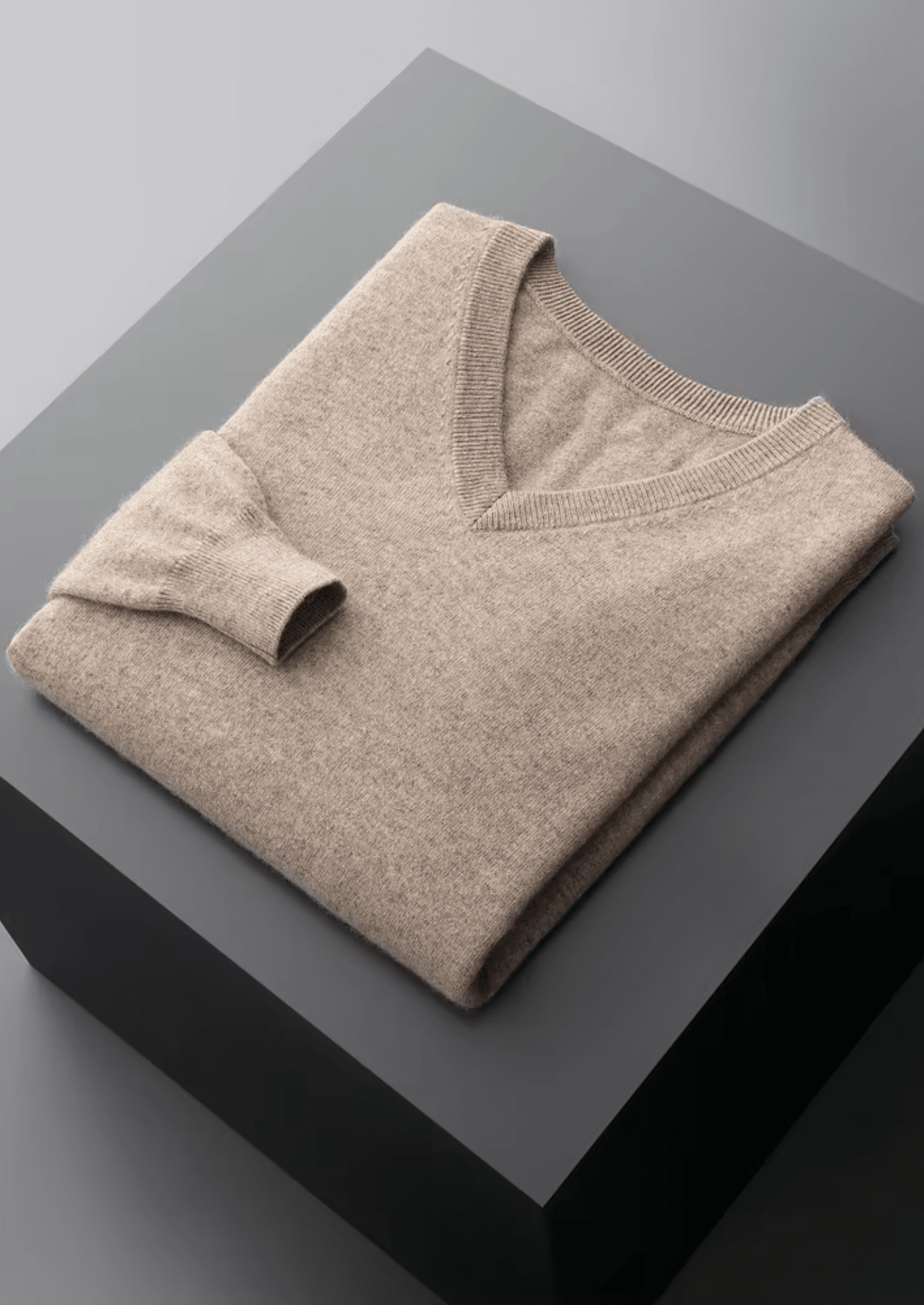 PURE EXTRA - FINE MERINO WOOL CLASSIC V - NECK SWEATER - LORMIER - 