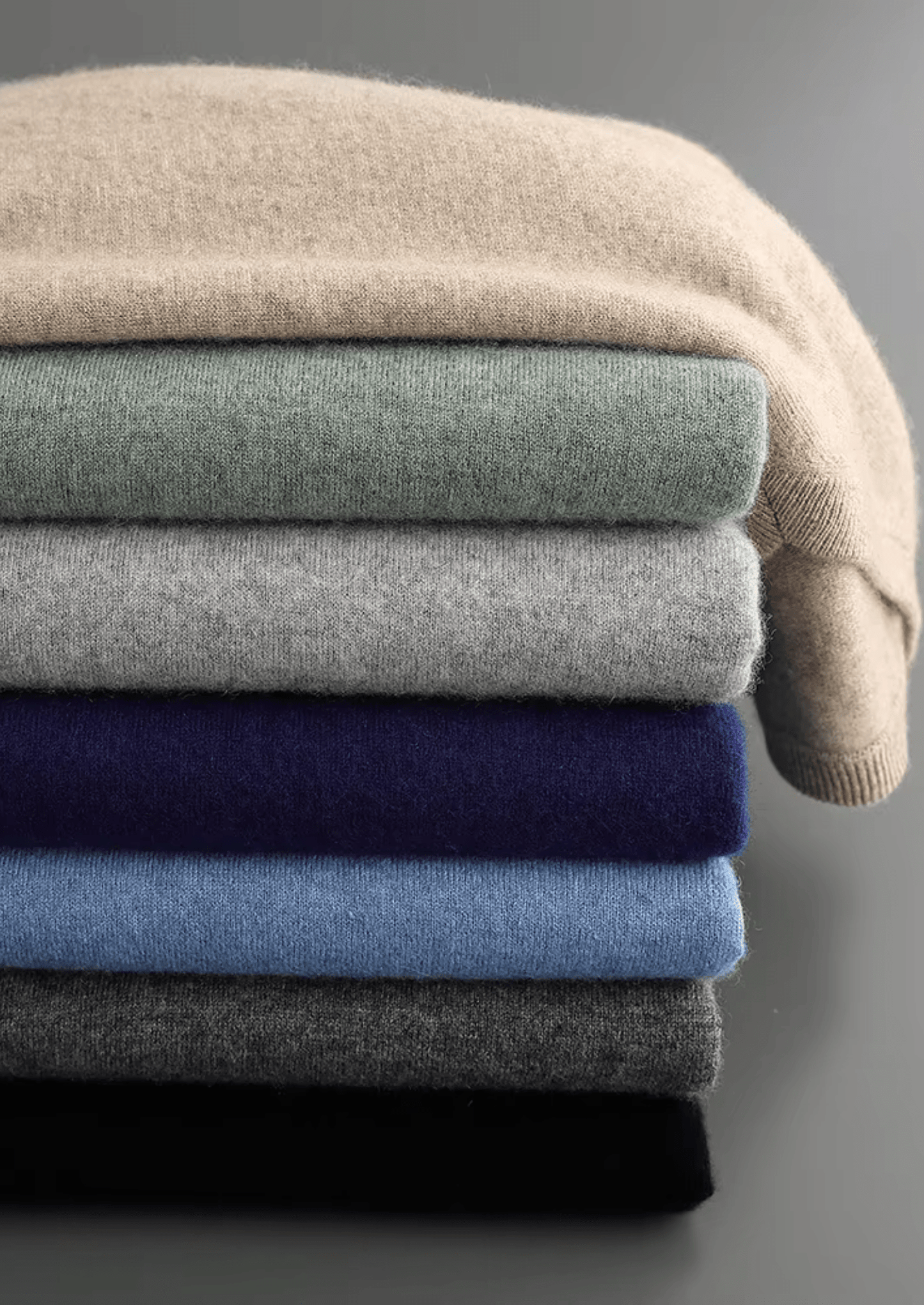 PURE EXTRA - FINE MERINO WOOL CLASSIC V - NECK SWEATER - LORMIER - 