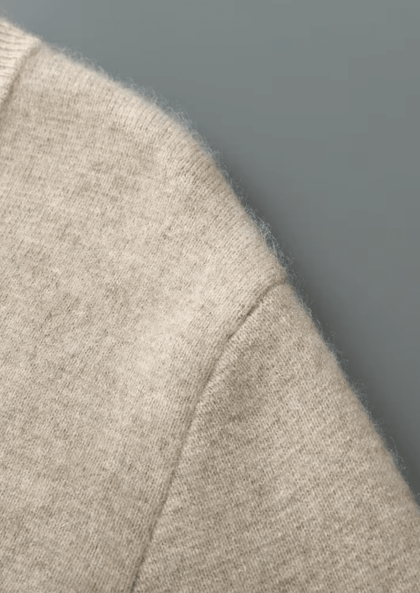 PURE EXTRA - FINE MERINO WOOL ESSENTIAL CARDIGAN - LORMIER - 