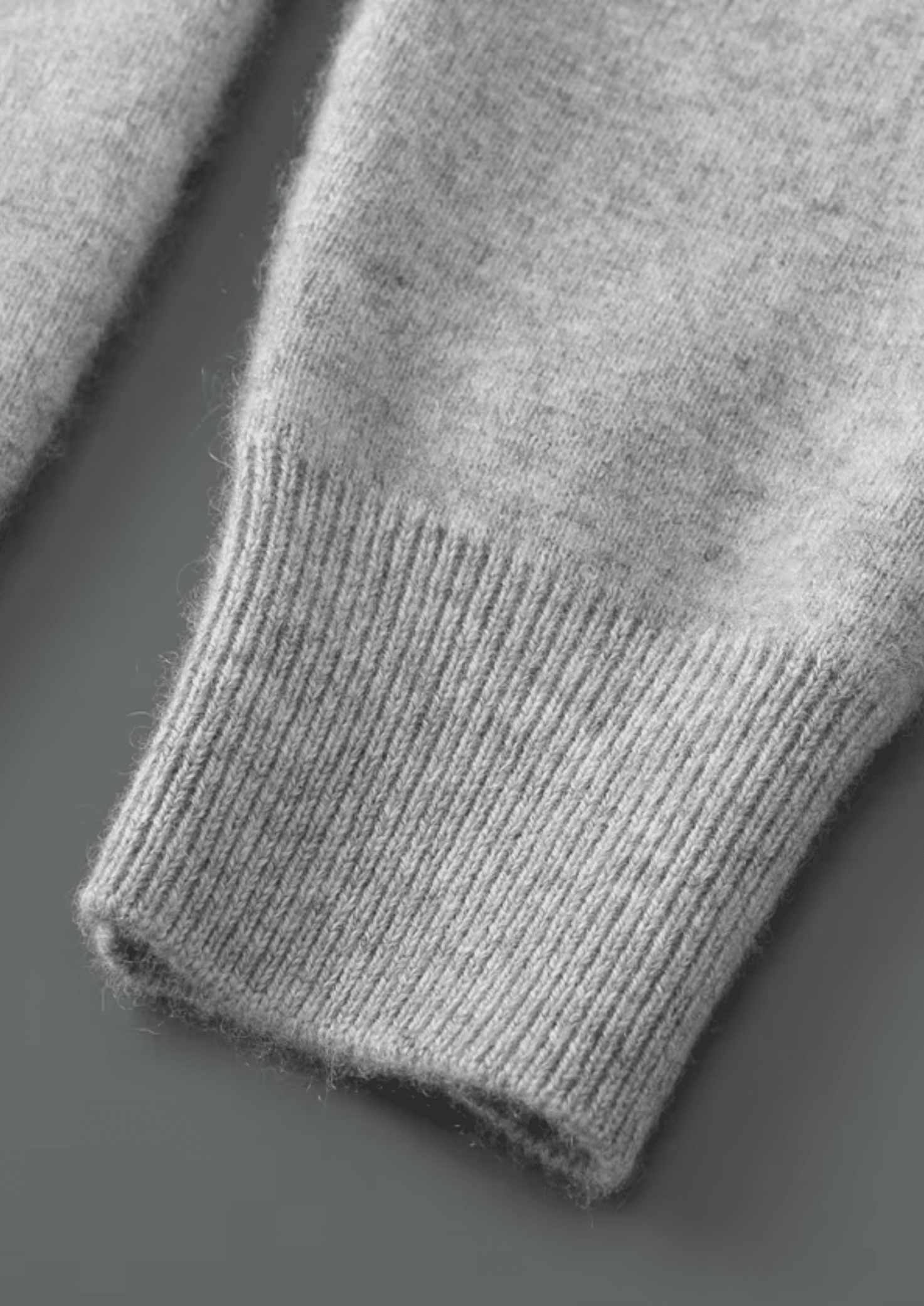 PURE EXTRA - FINE MERINO WOOL ESSENTIAL CARDIGAN - LORMIER - 