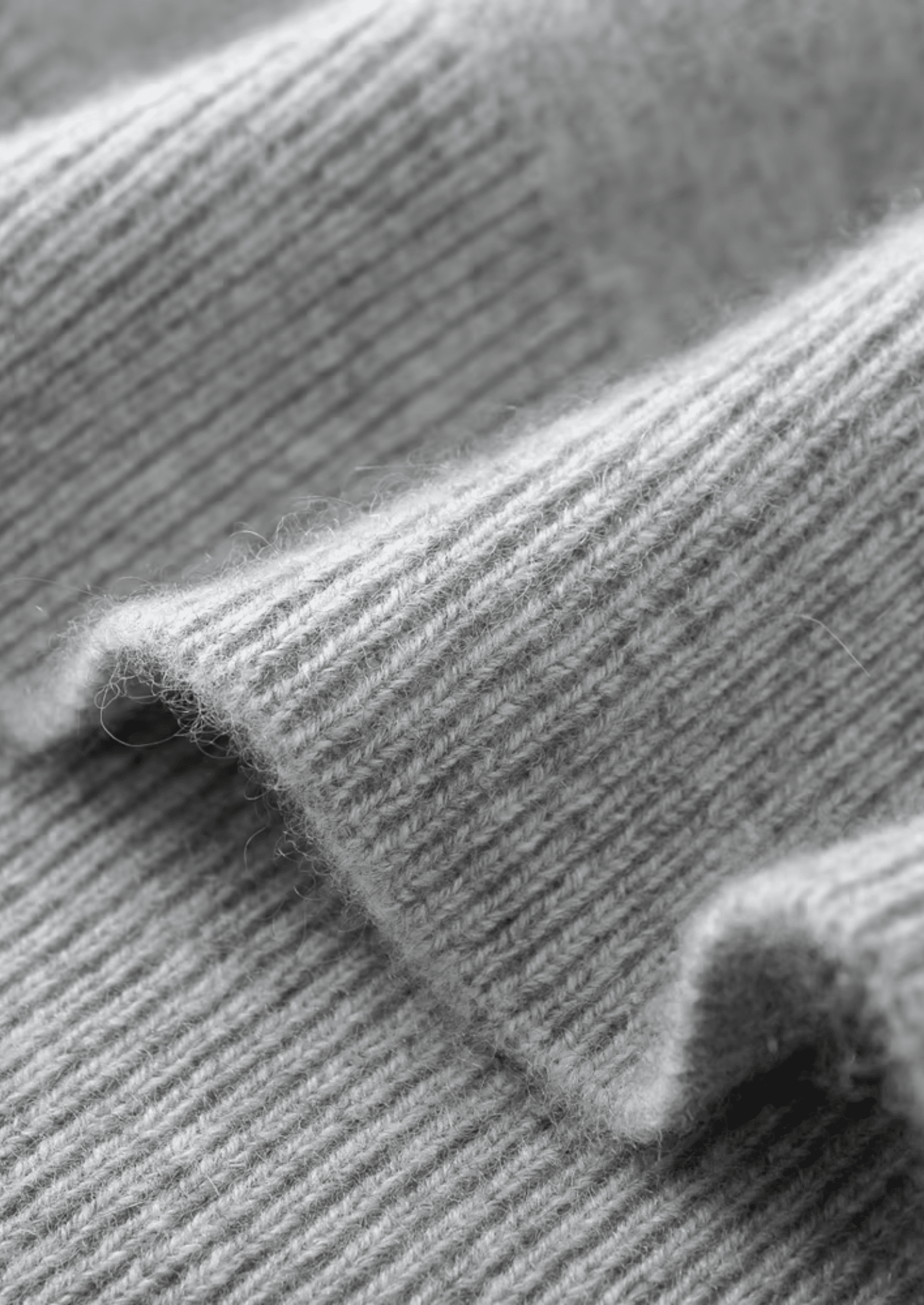 PURE EXTRA - FINE MERINO WOOL ESSENTIAL CARDIGAN - LORMIER - 