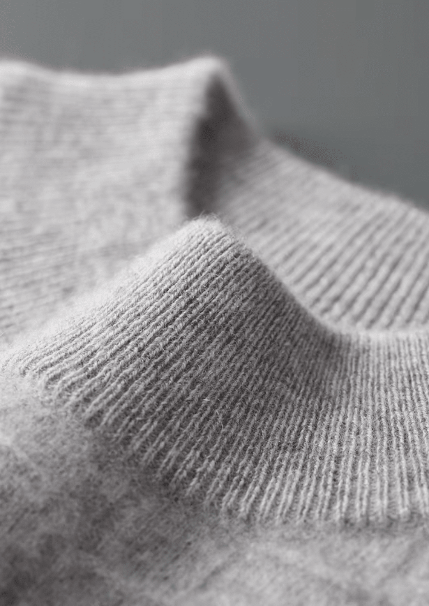PURE EXTRA - FINE MERINO WOOL TEXTURED MOCKNECK - LORMIER - 
